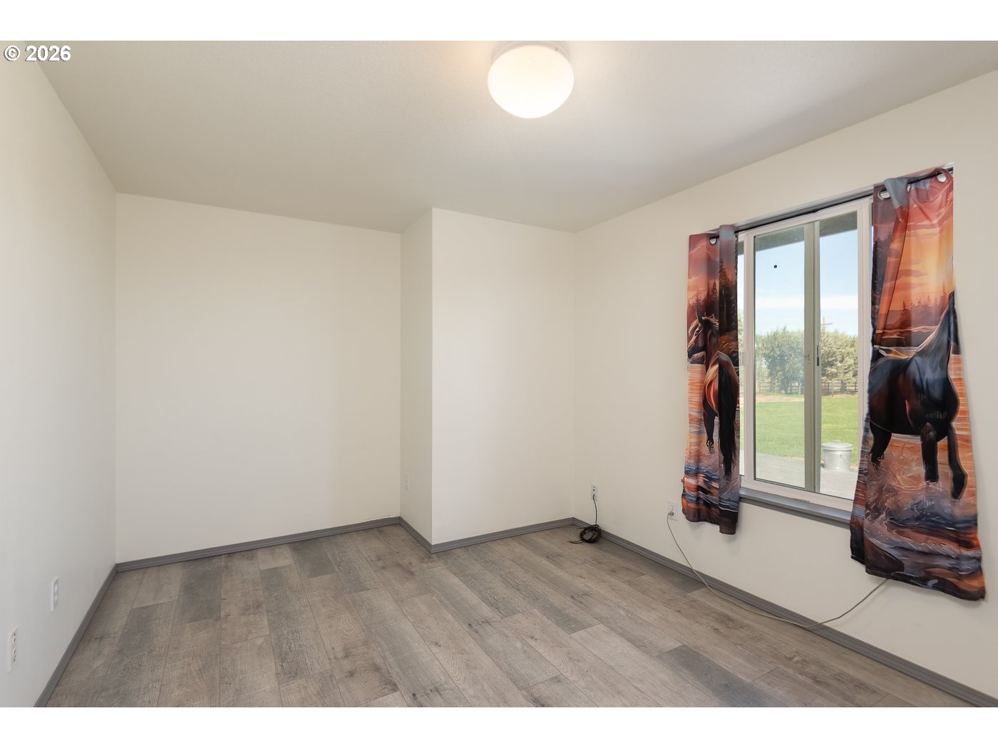 21025 Young Ave Property Photo 11