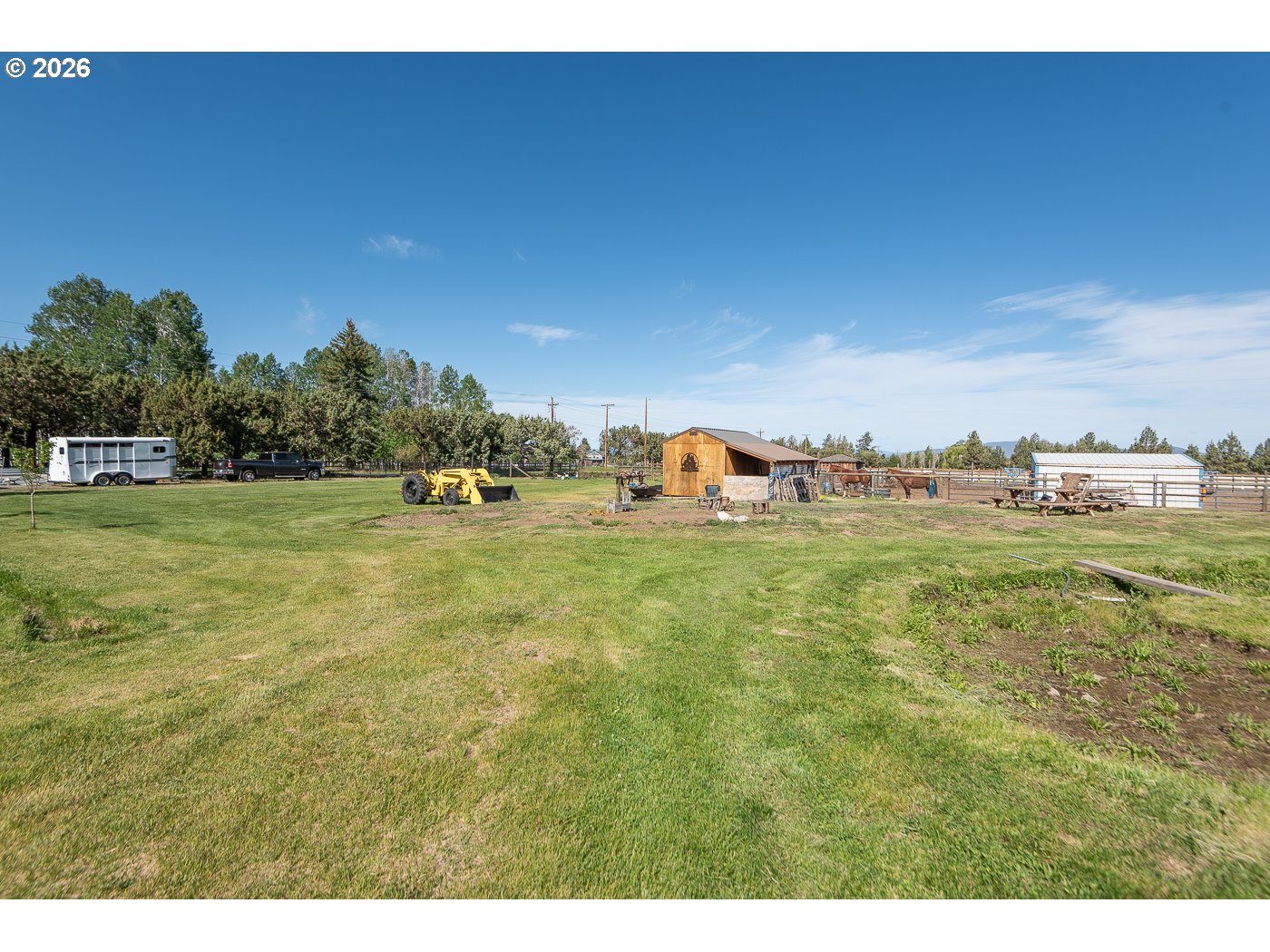 21025 Young Ave Property Photo 16
