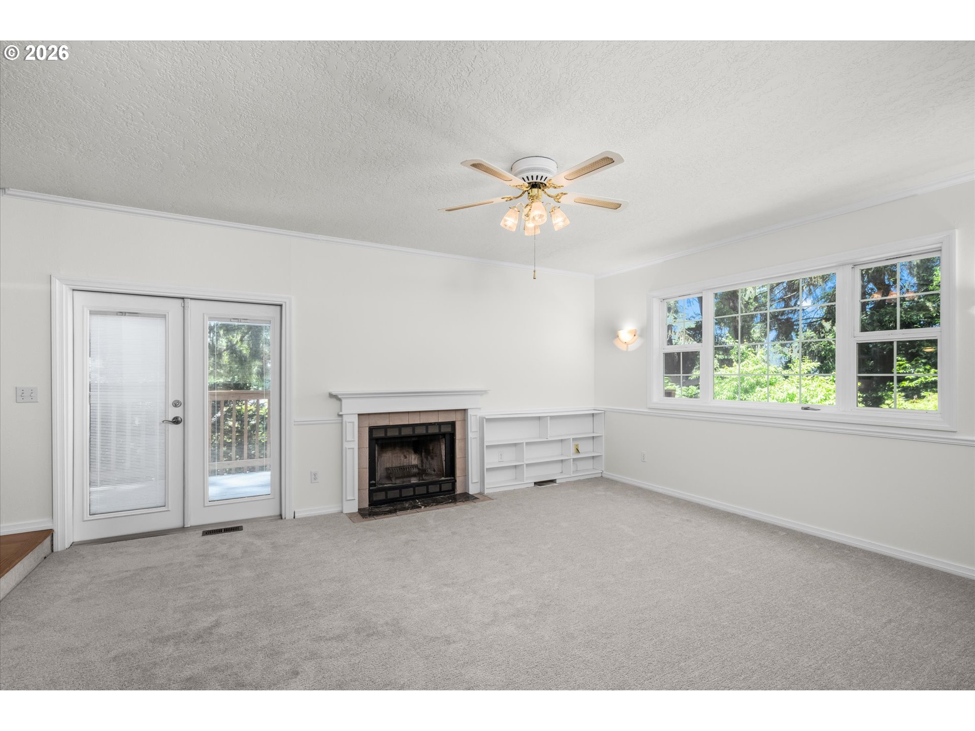 2331 Todd St Property Photo 5