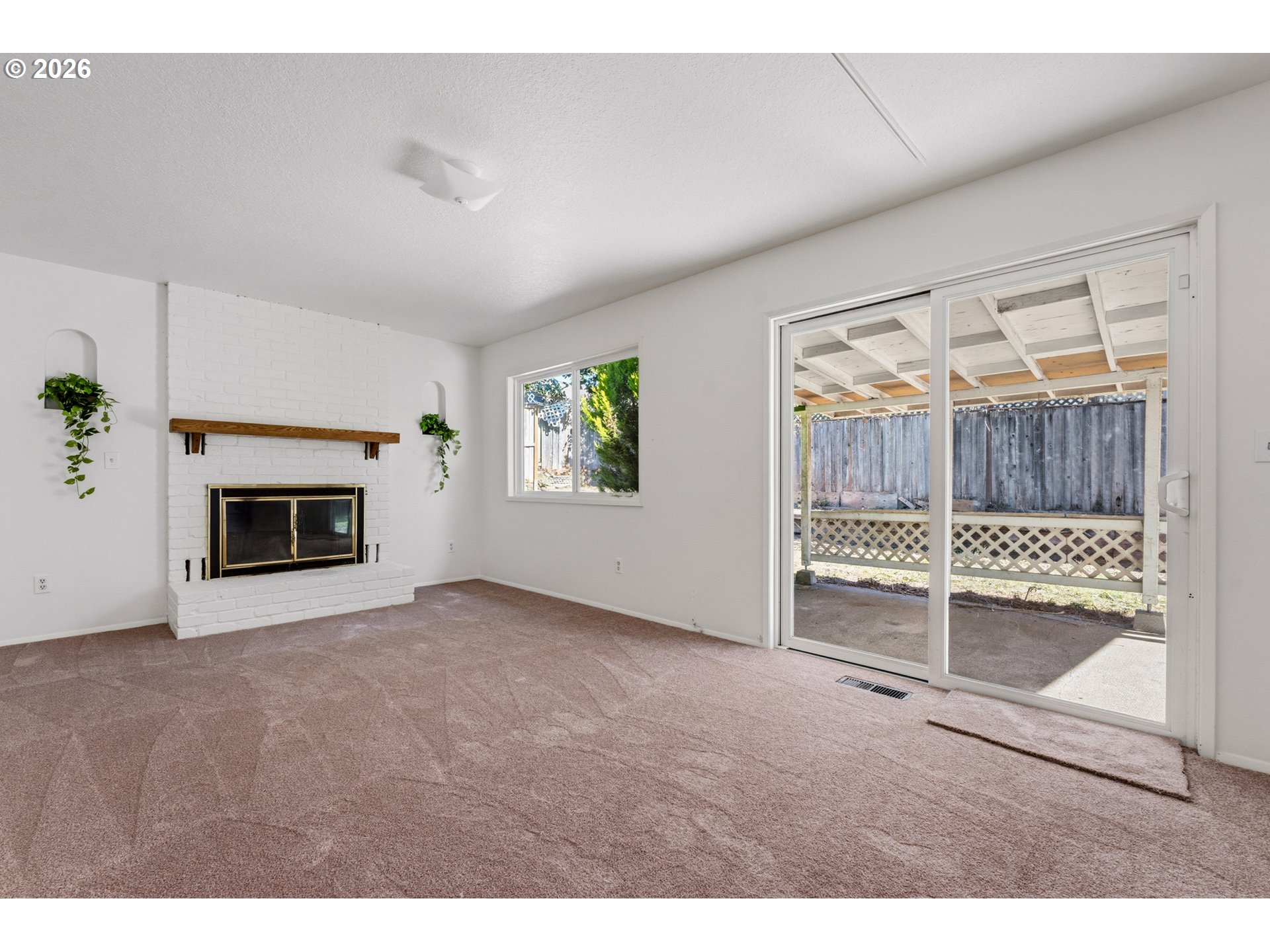 5750 Sw 167th Ave Property Photo 5