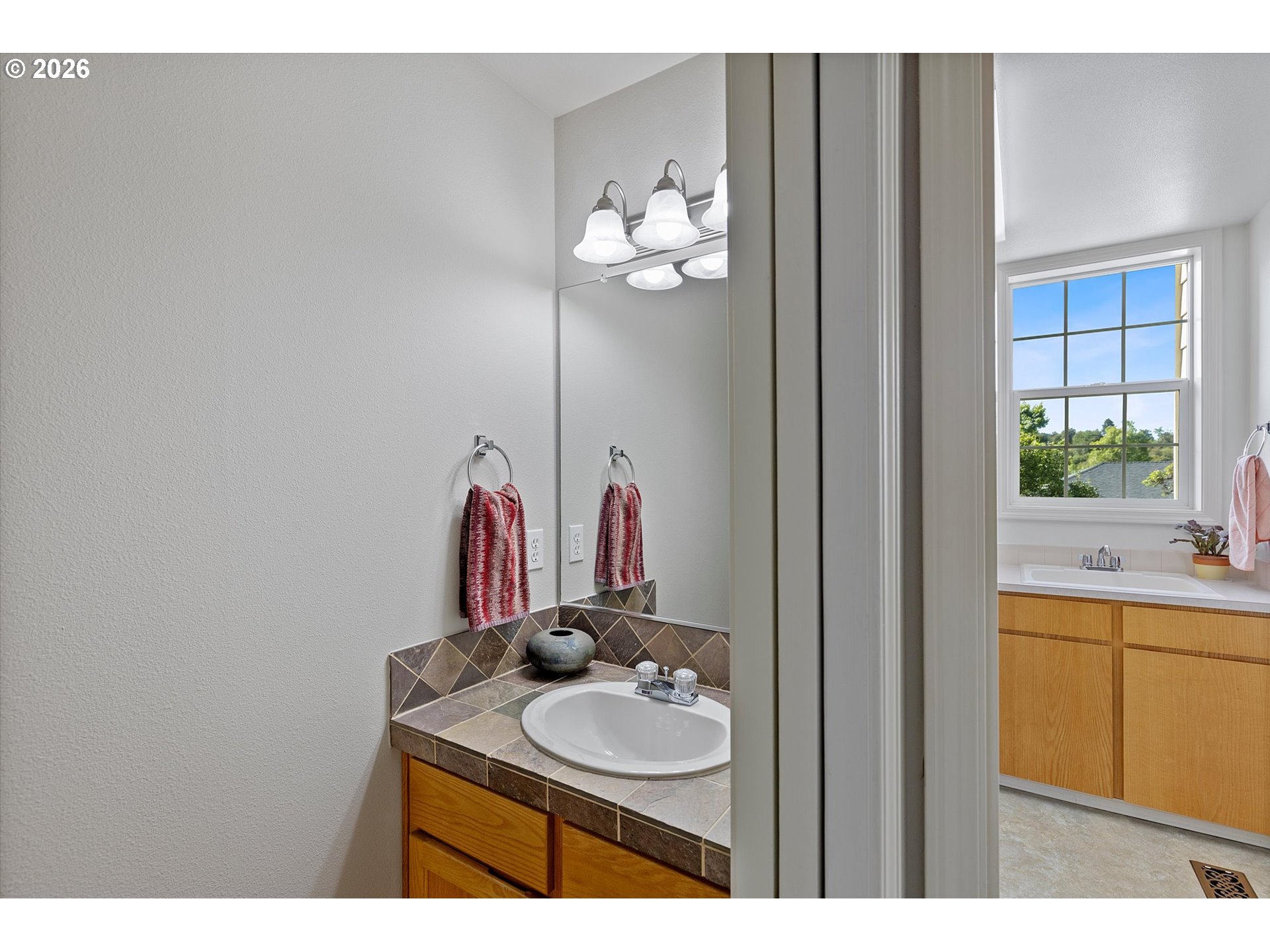 2391 Sw Border Way Property Photo 12
