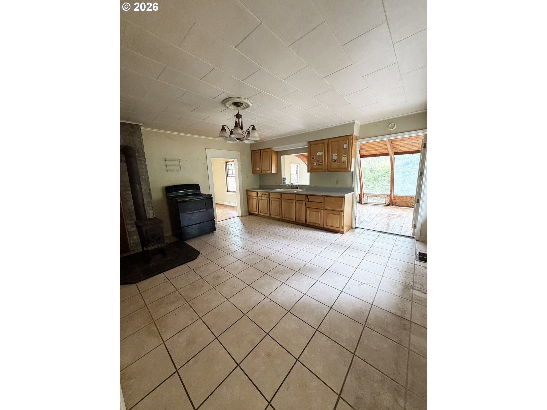 93206 Brownsmead Hill Rd Property Photo 6