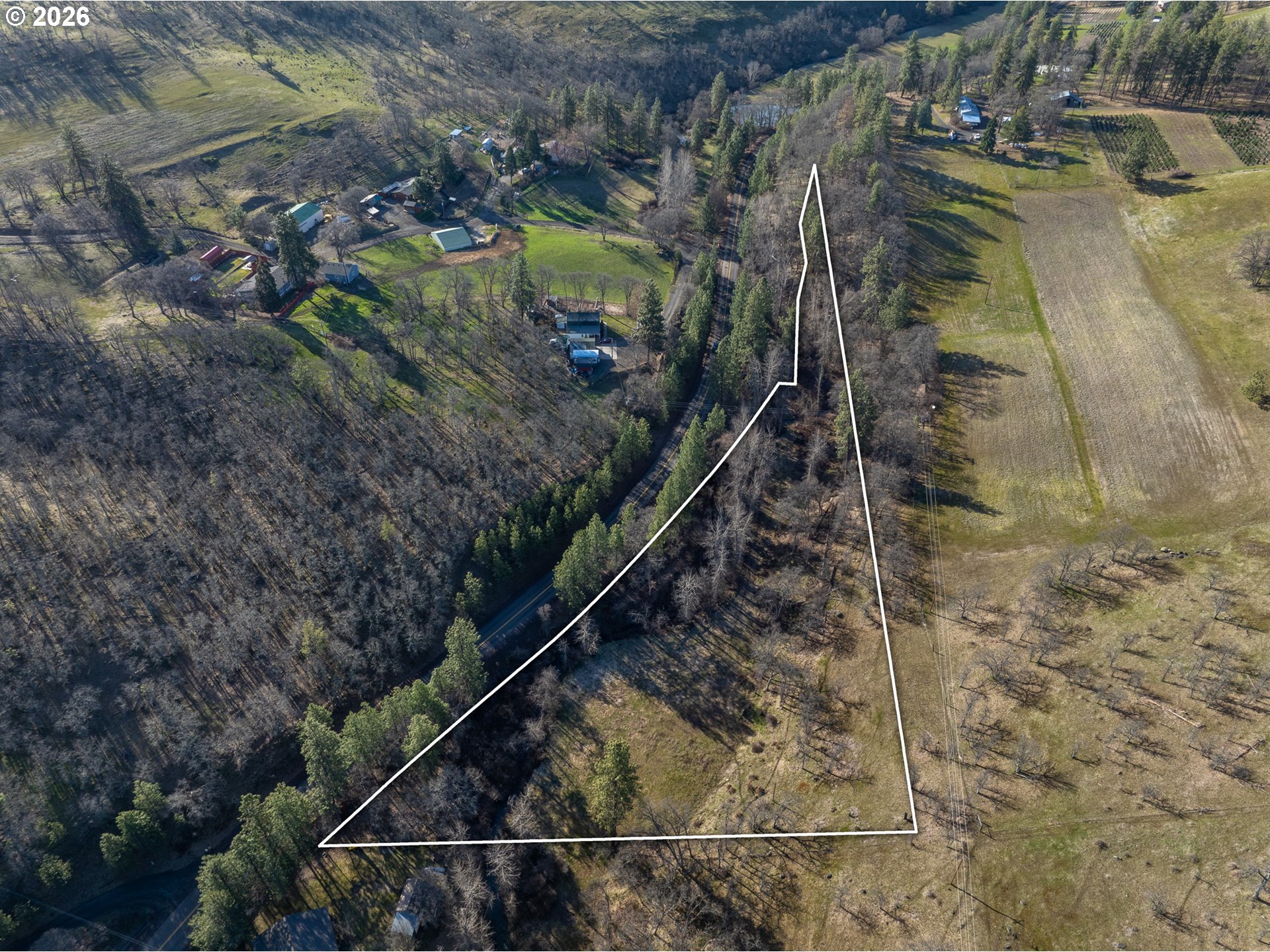 3673 Browns Creek Rd Property Photo 1