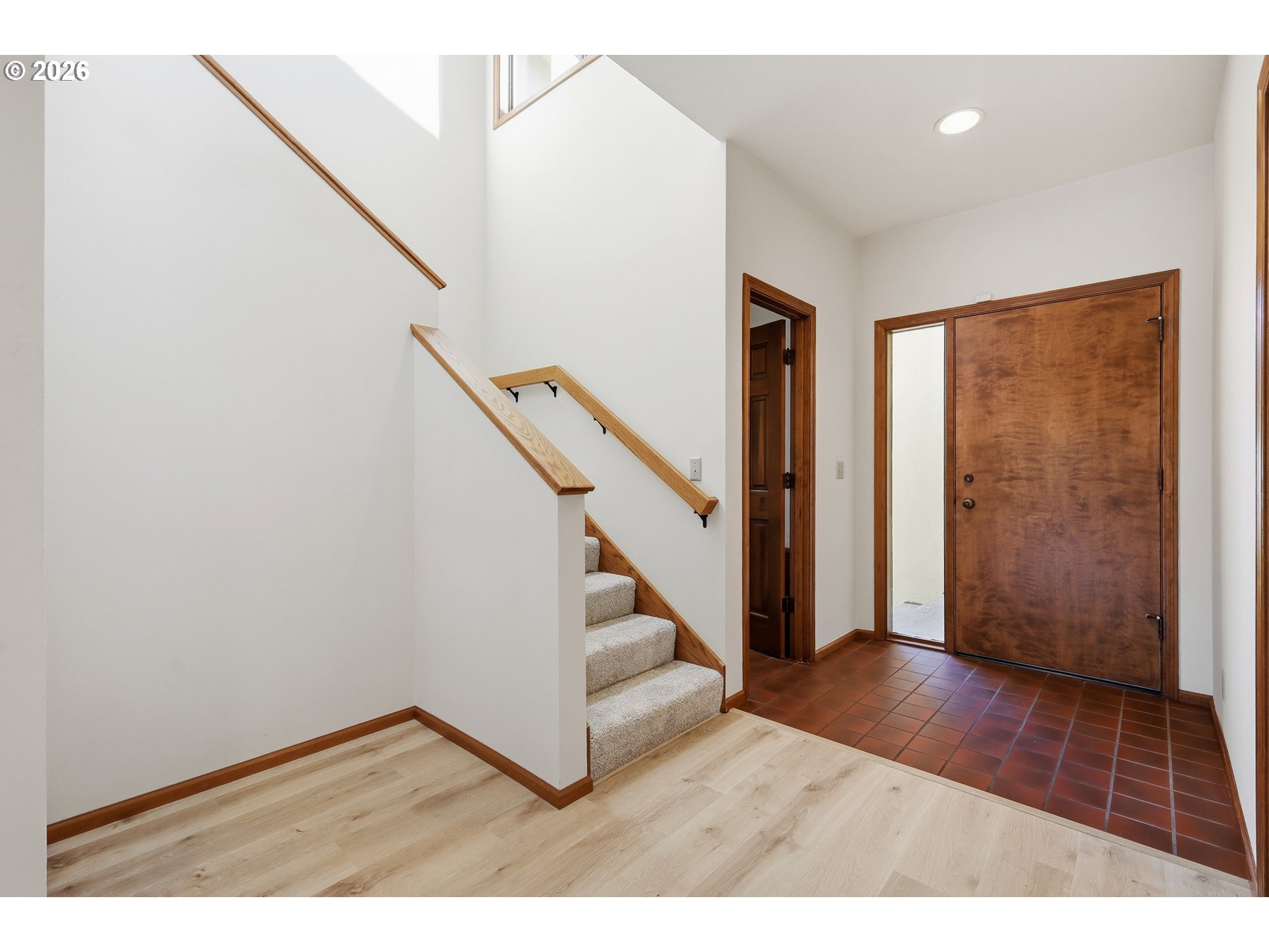 587 Wimbledon Ct Property Photo 2