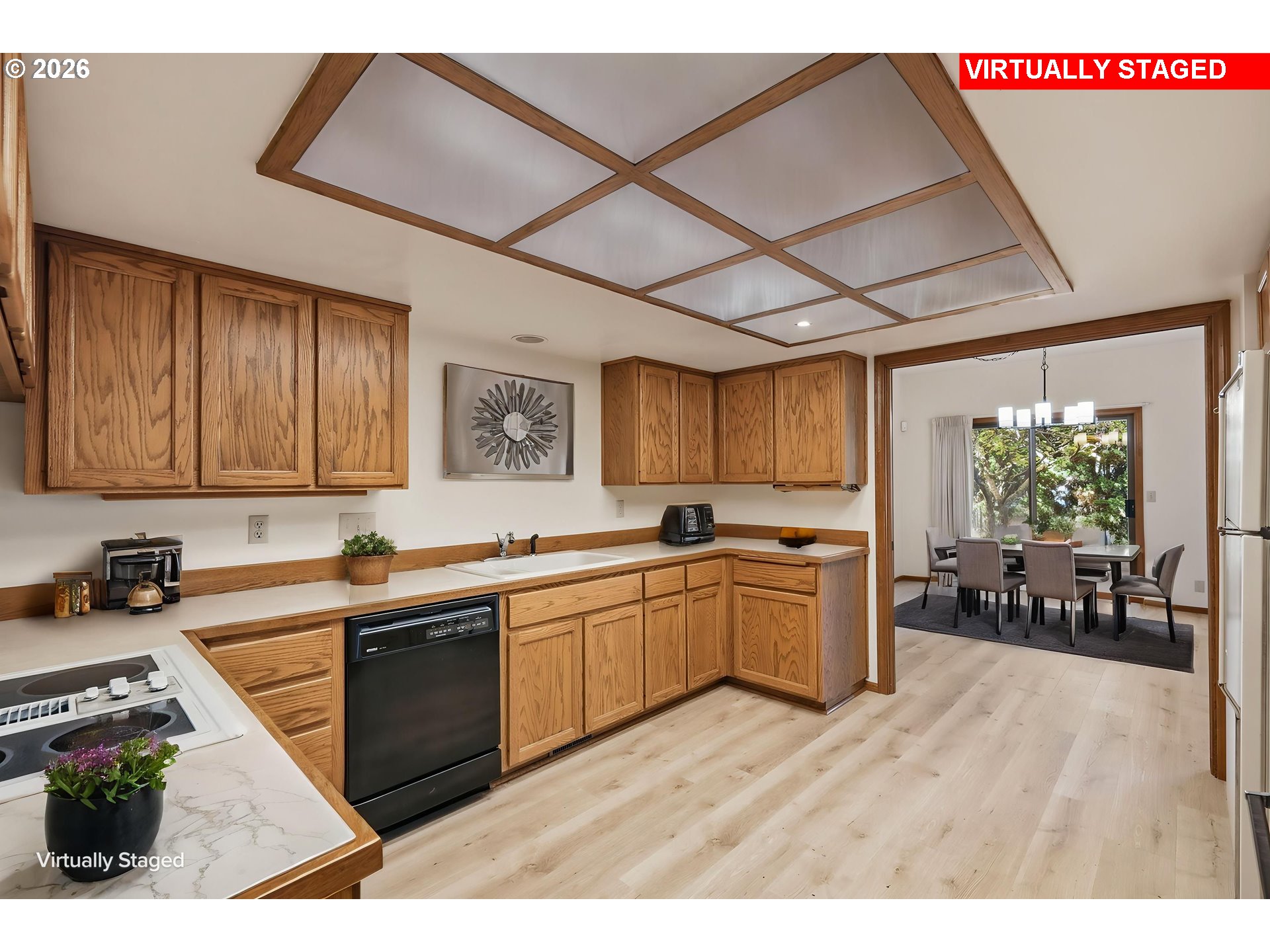 587 Wimbledon Ct Property Photo 10