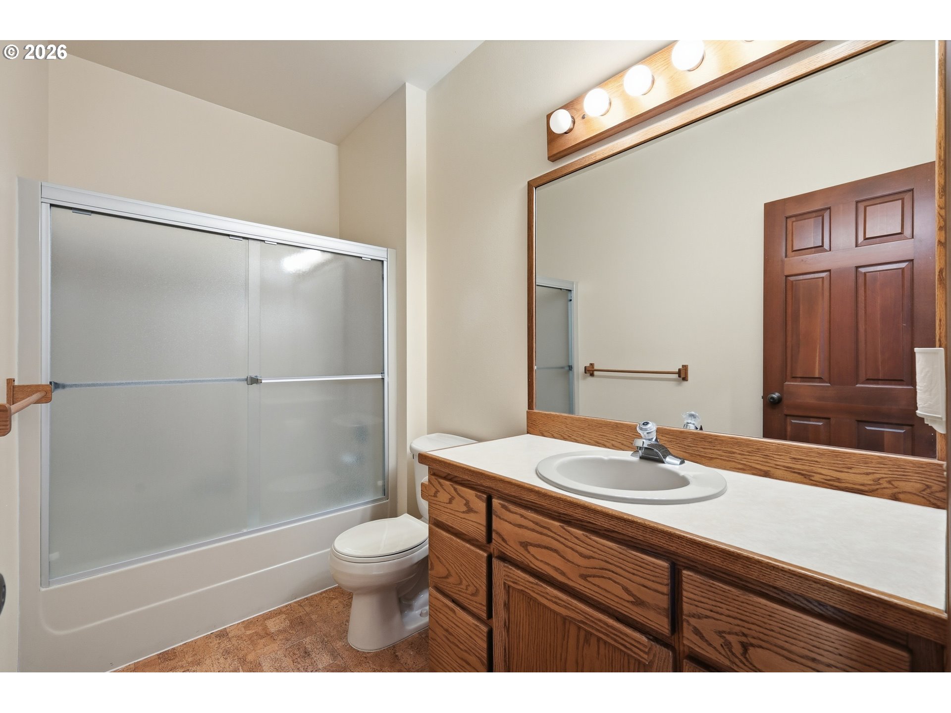 587 Wimbledon Ct Property Photo 28