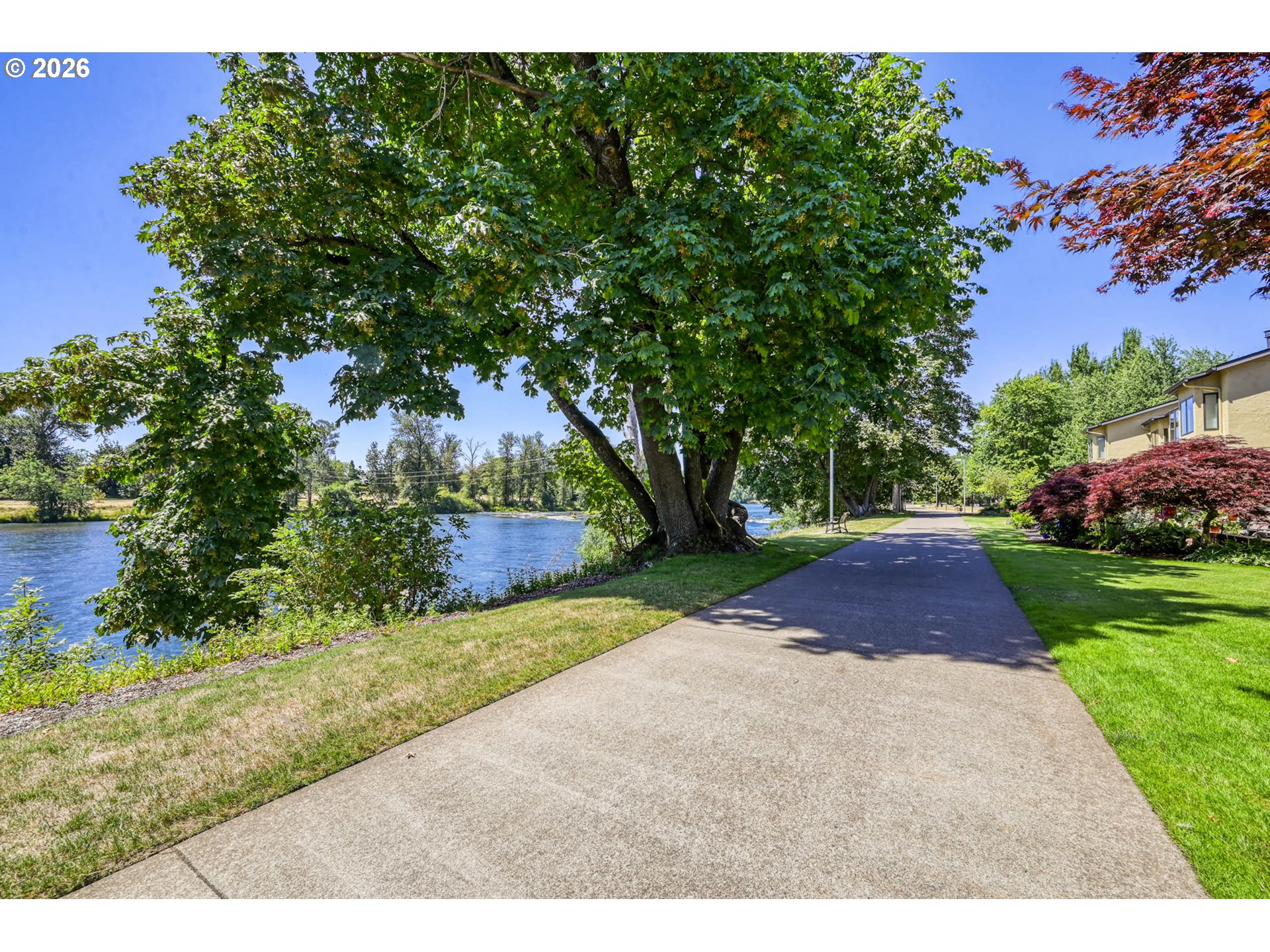 587 Wimbledon Ct Property Photo 35