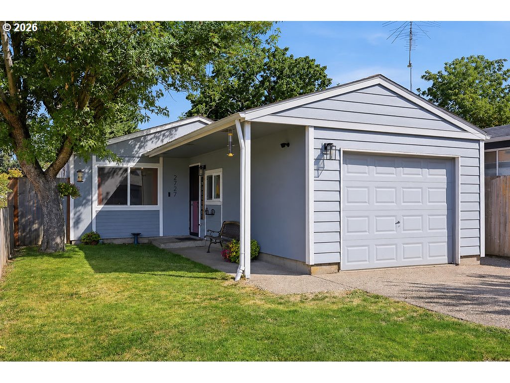 2727 EDISON ST Property Photo 1