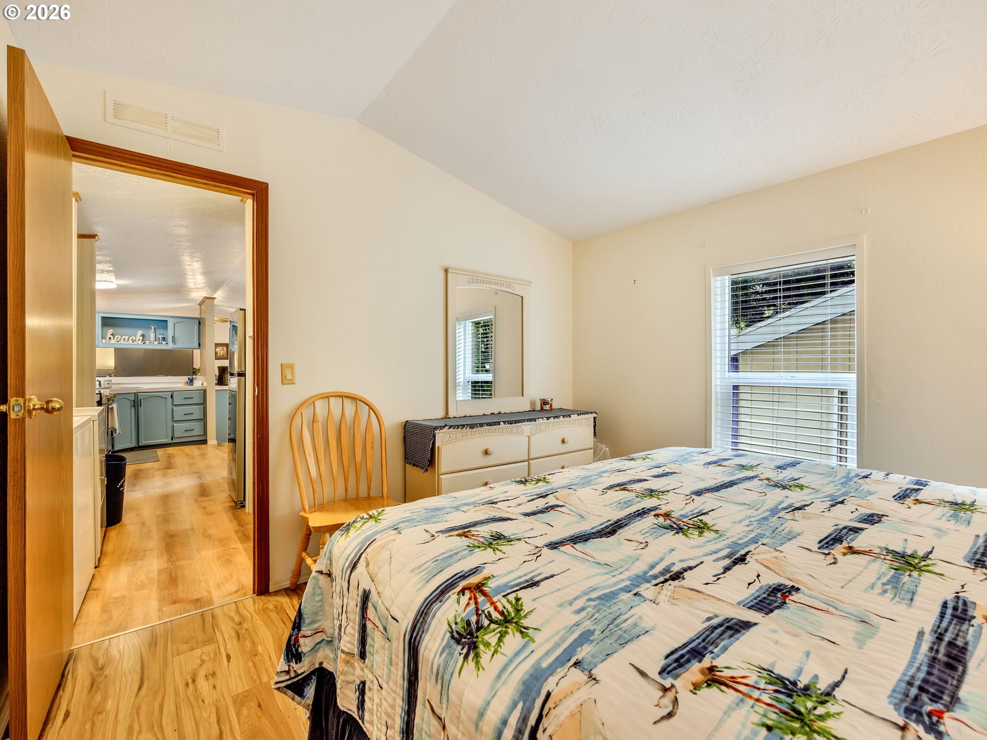 1087 S Harbor St Property Photo 21