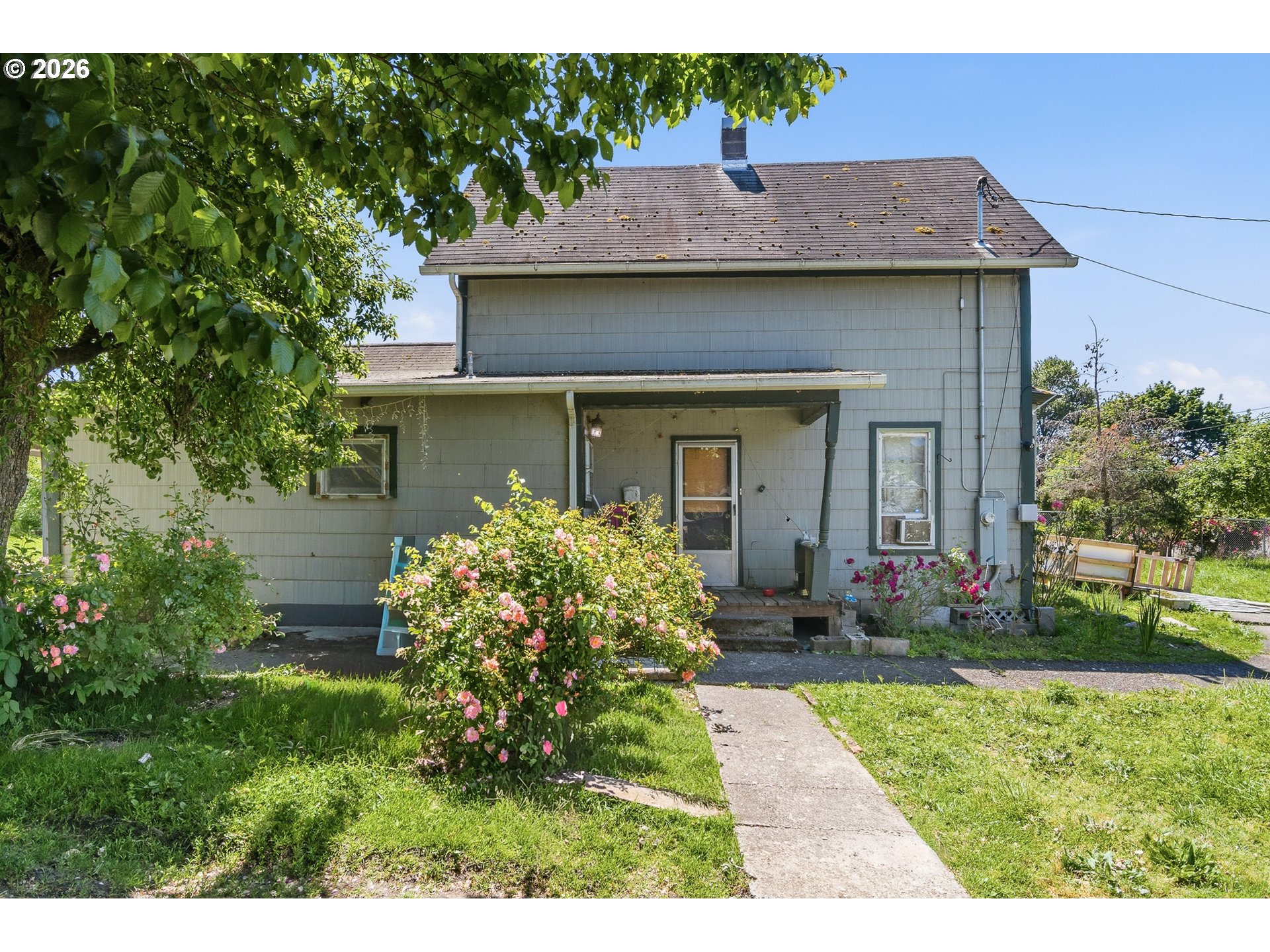1737 Se Mill St Property Photo 4