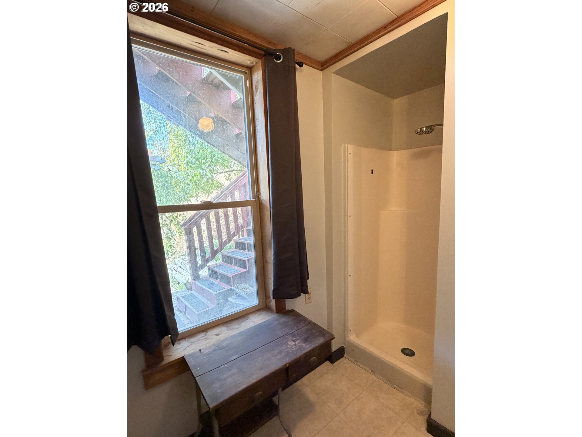 1005 1st St Property Photo 18
