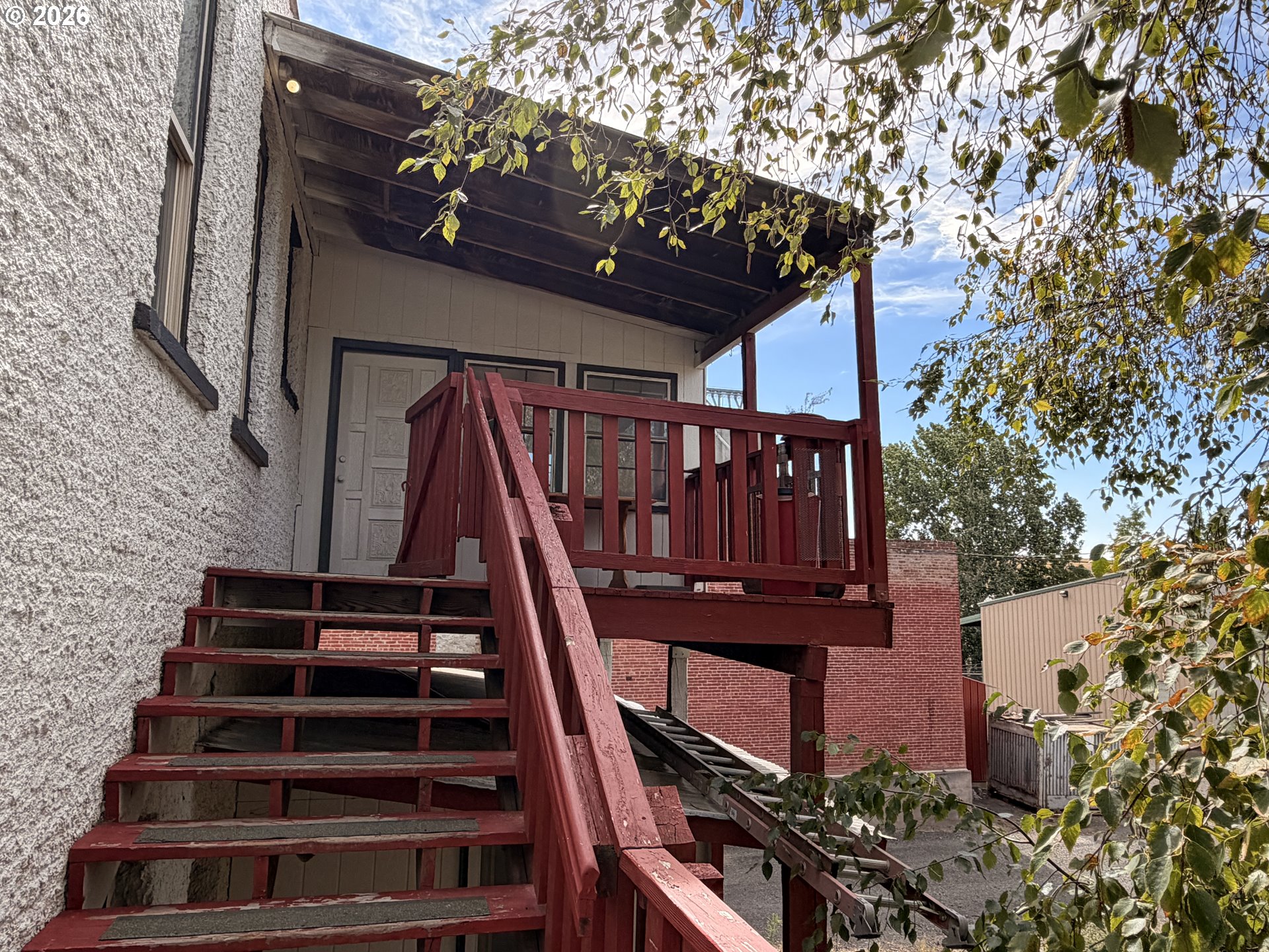 1005 1st St Property Photo 20