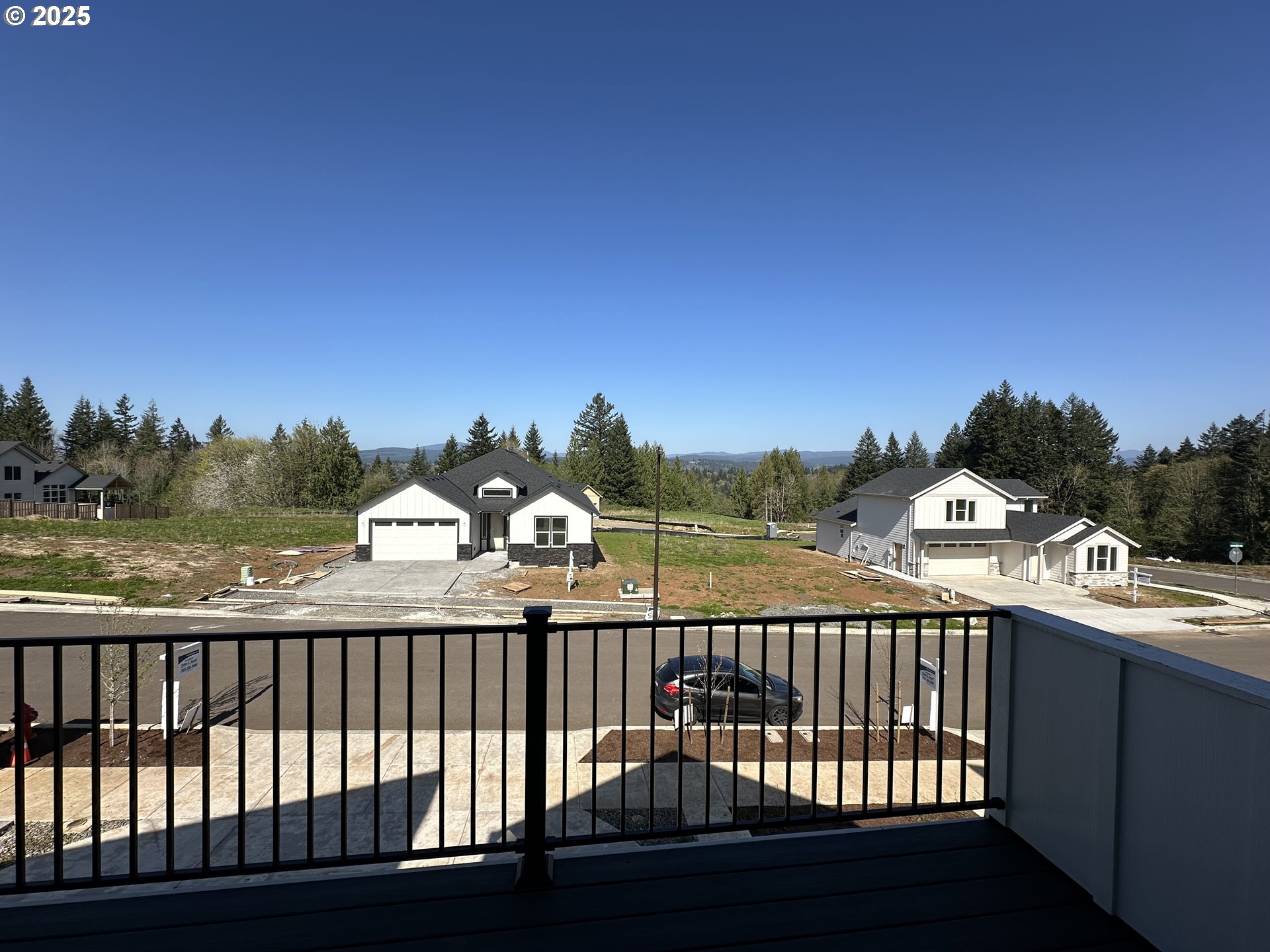 41950 Deschutes Ave Property Photo 2