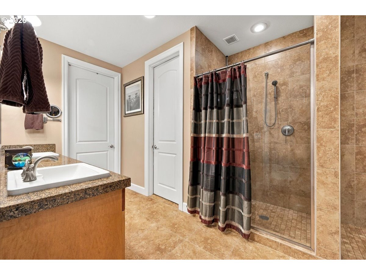 707 N Hayden Island Dr 328 Property Photo 27