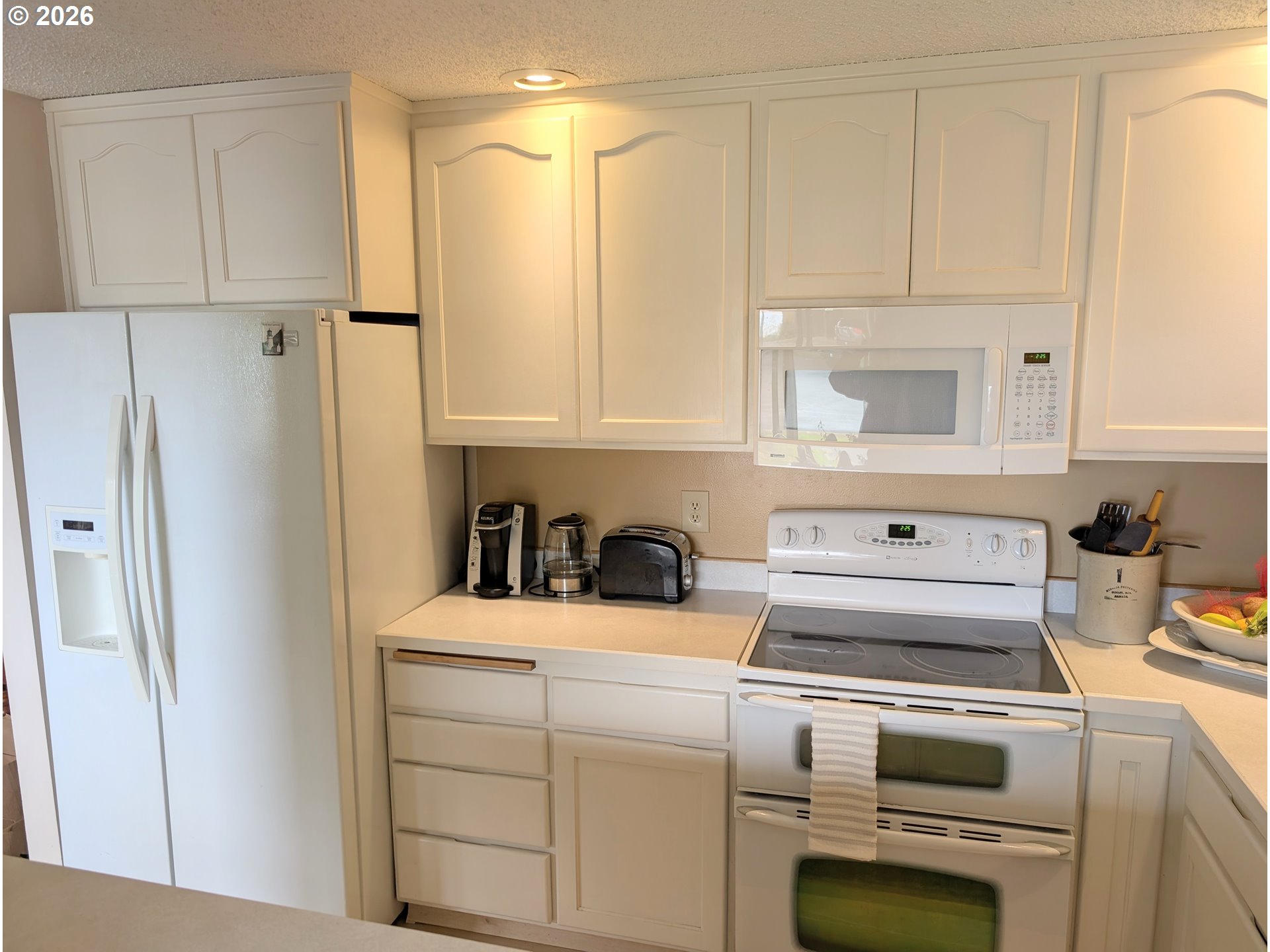 1070 Bay St 22 Property Photo 11