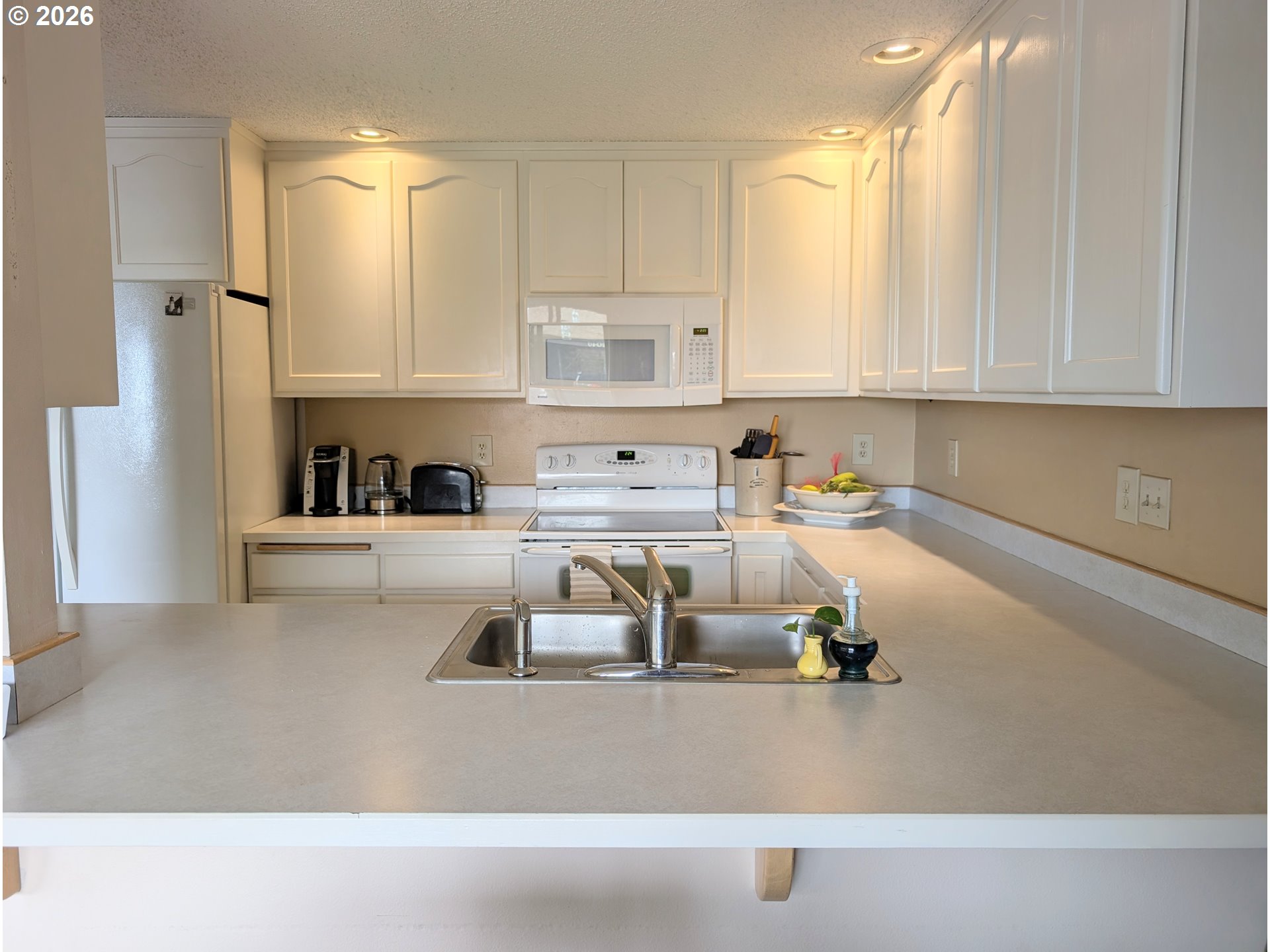 1070 Bay St 22 Property Photo 13