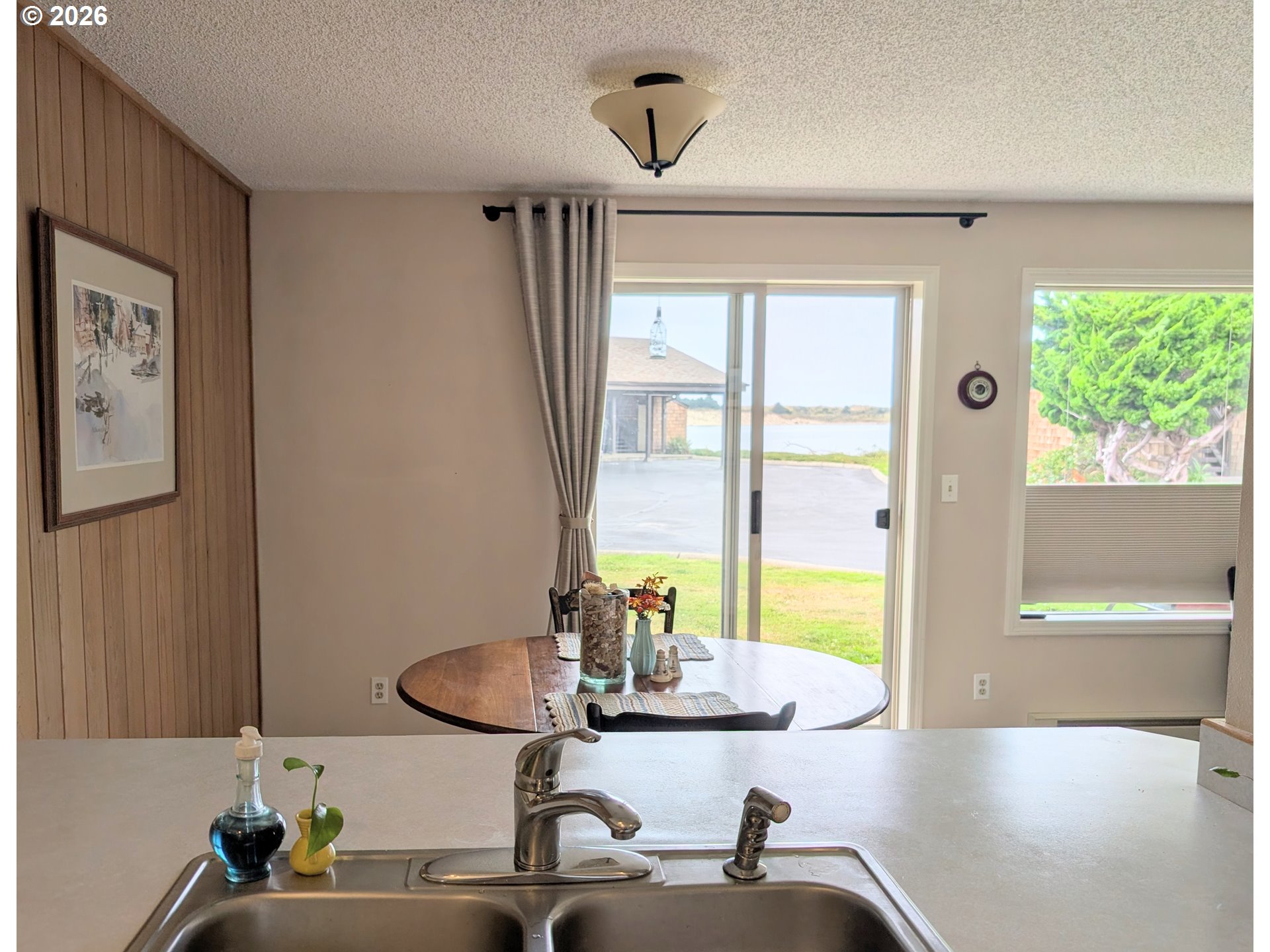 1070 Bay St 22 Property Photo 14