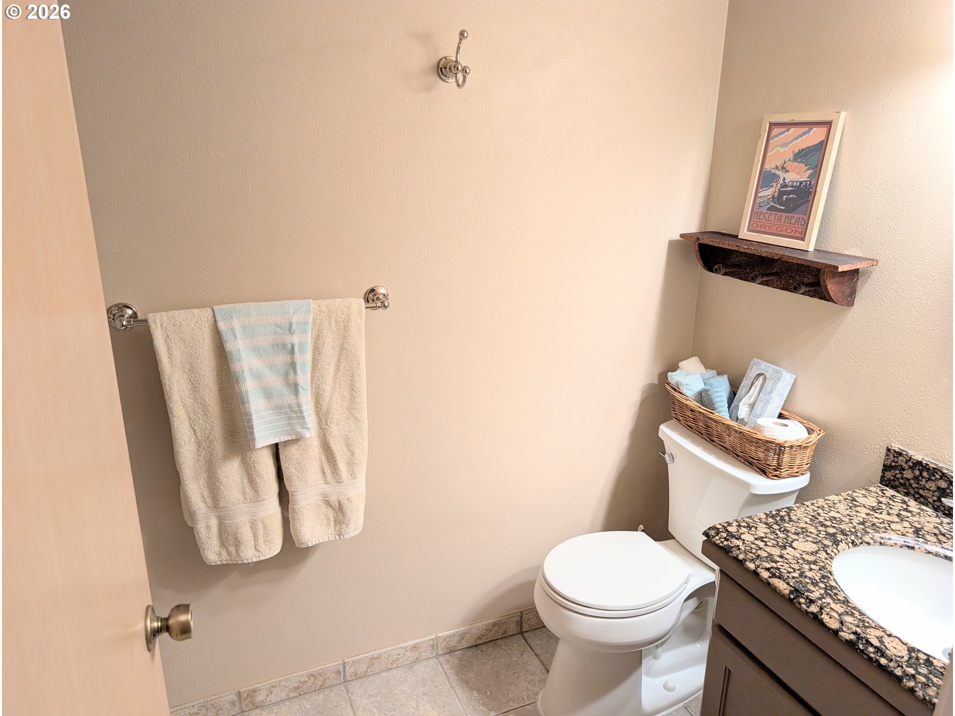 1070 Bay St 22 Property Photo 21