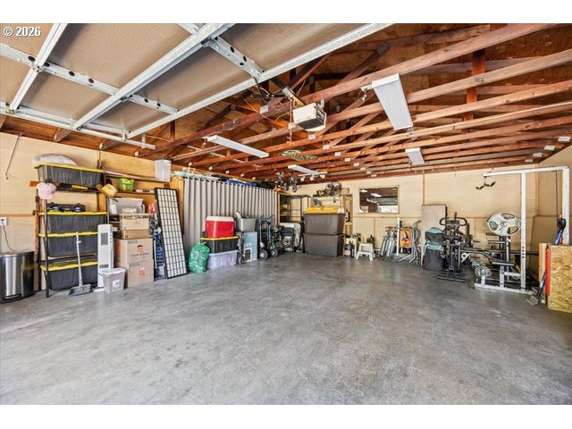 3580 Nw Broad St Property Photo 20