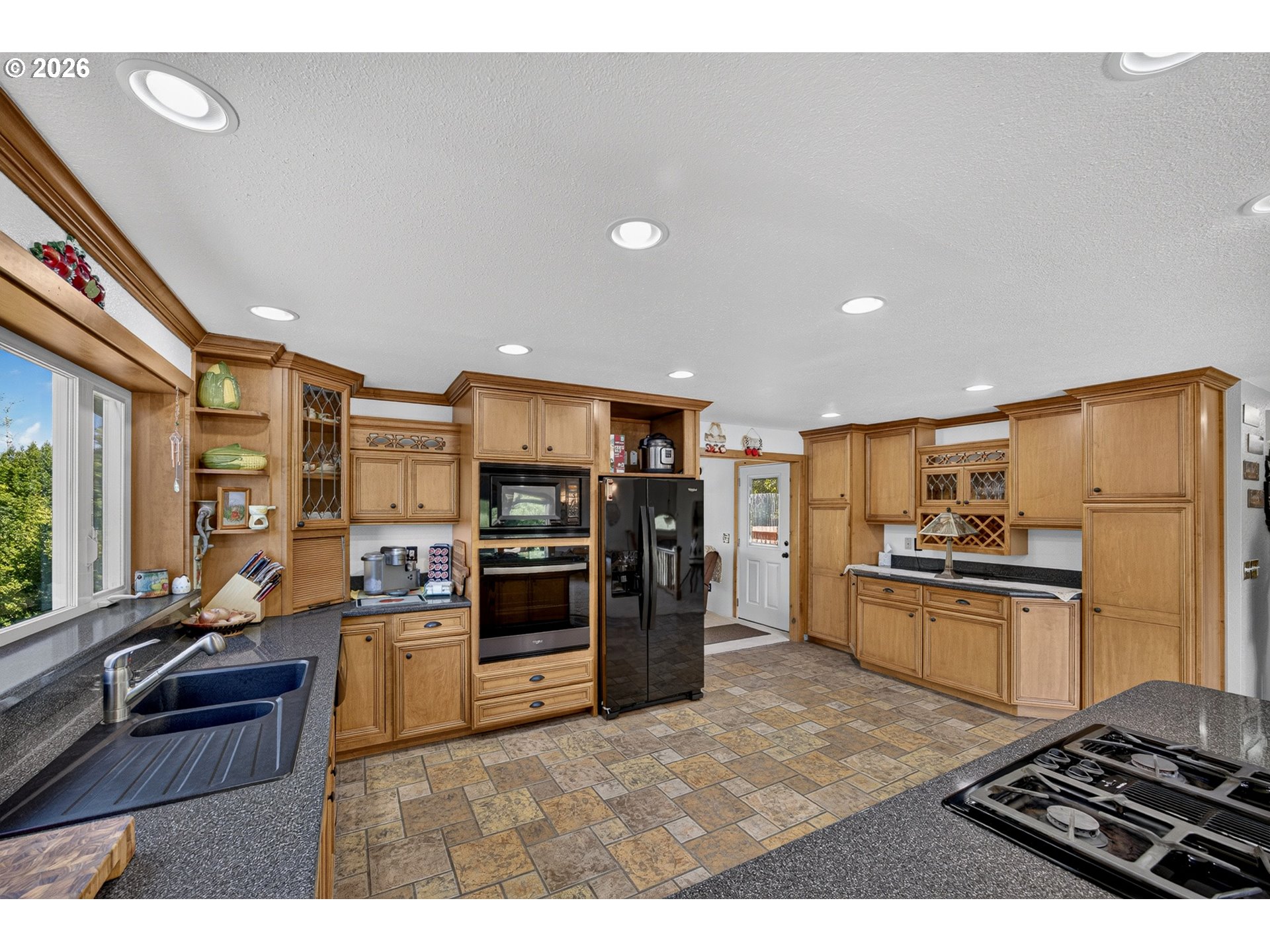 1700 Shelley Rd Property Photo 6