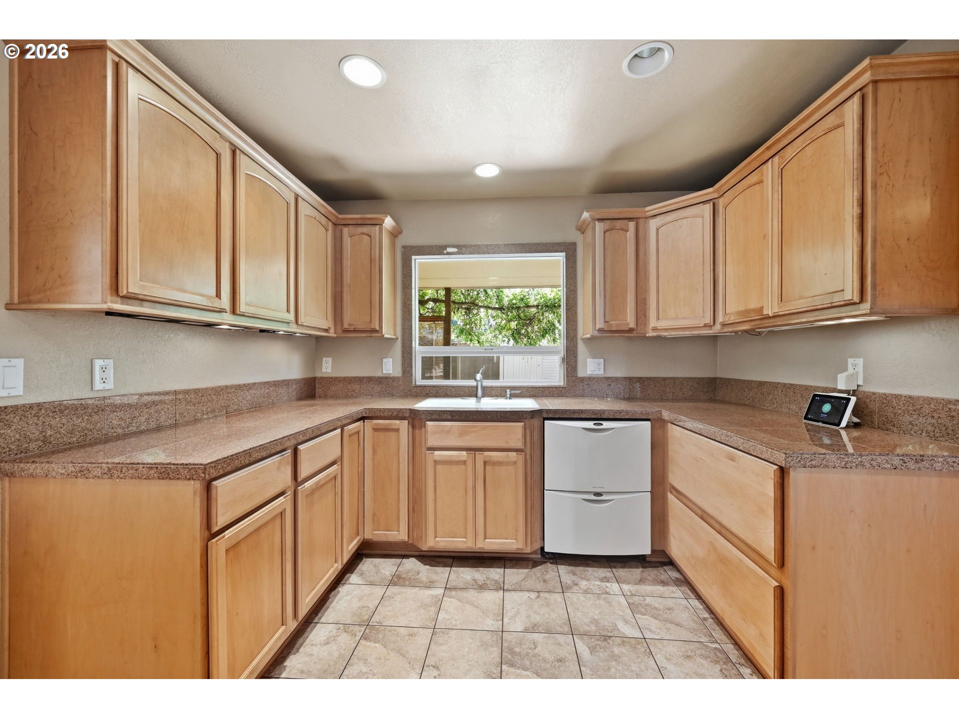 1590 Corum Ave Property Photo 12