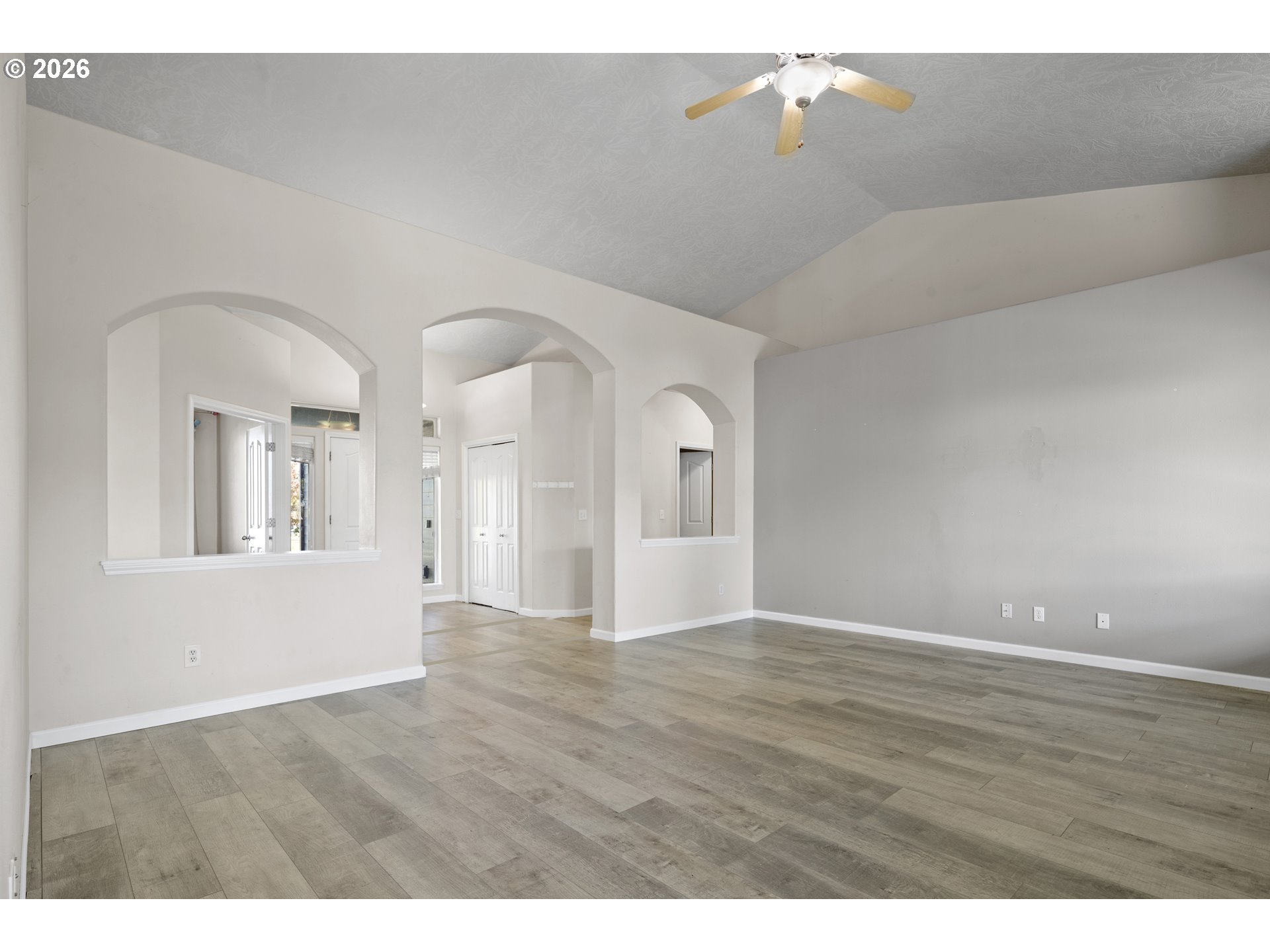 874 Meadow Dr Property Photo 15