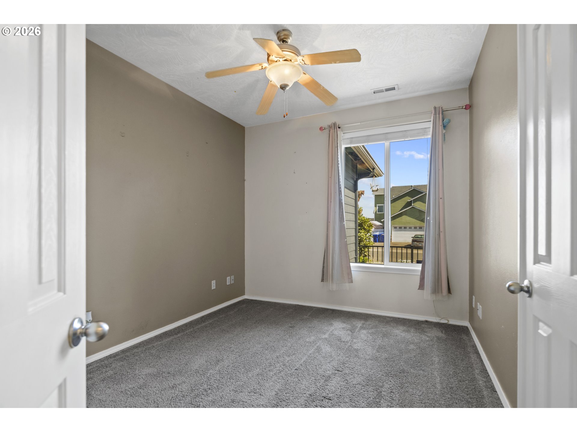 874 Meadow Dr Property Photo 24