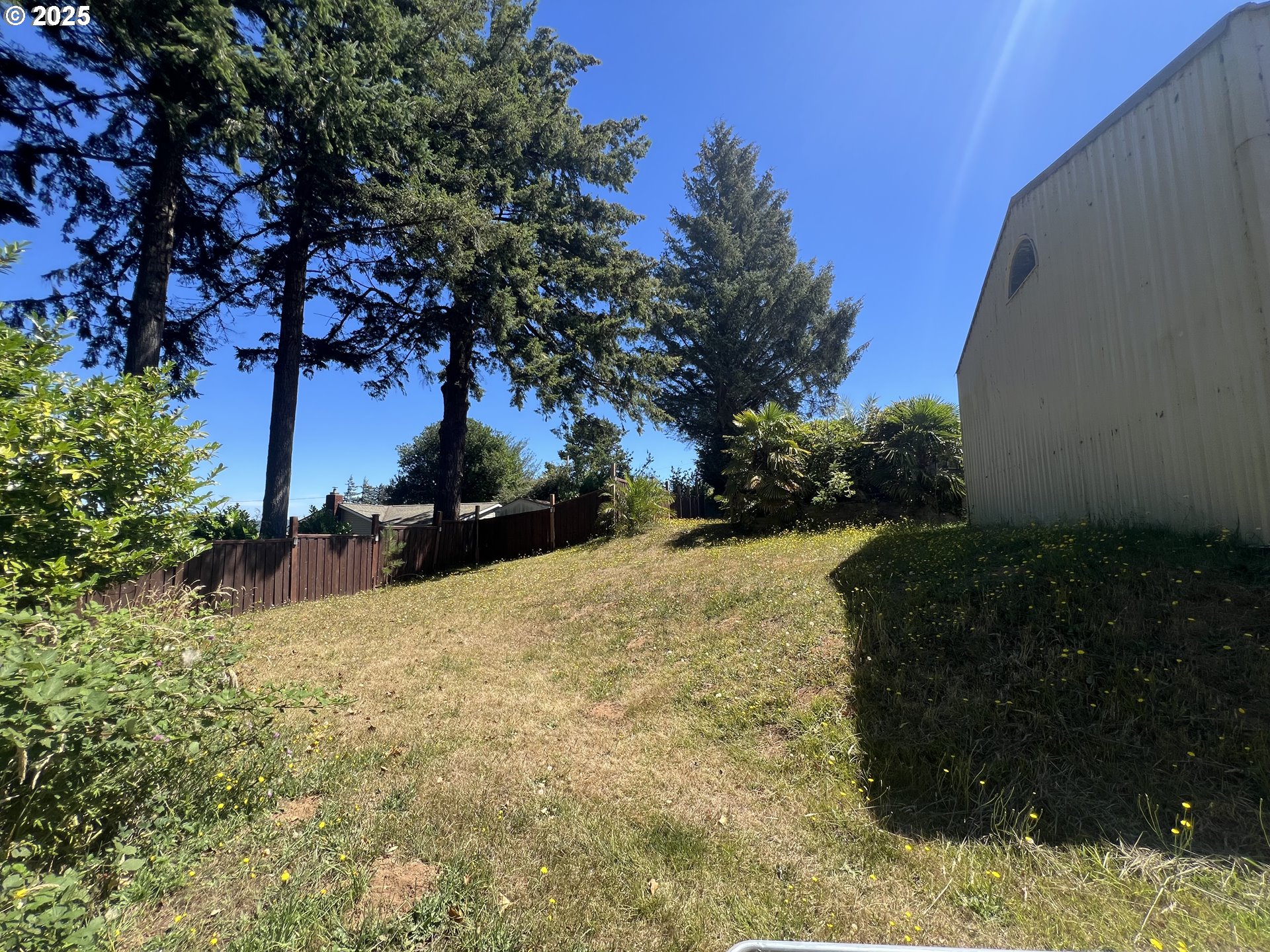 760 Oconnell St Property Photo 31