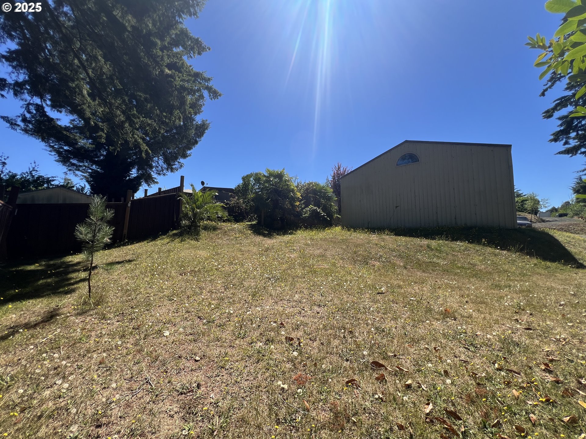 760 Oconnell St Property Photo 32