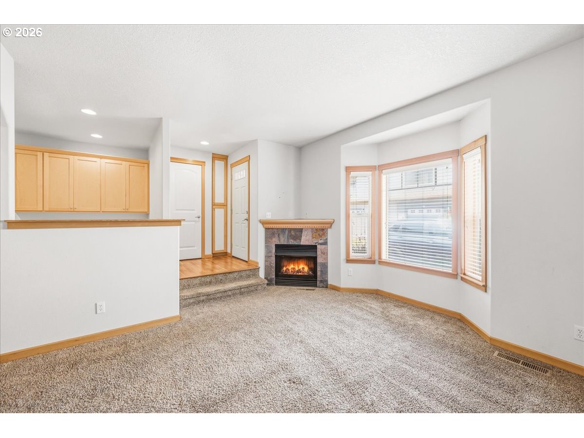 2025 Elm St 4a Property Photo 5