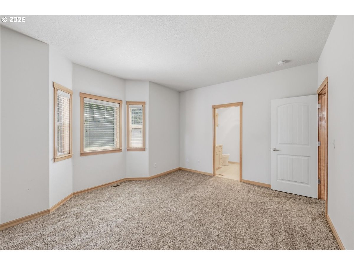 2025 Elm St 4a Property Photo 19