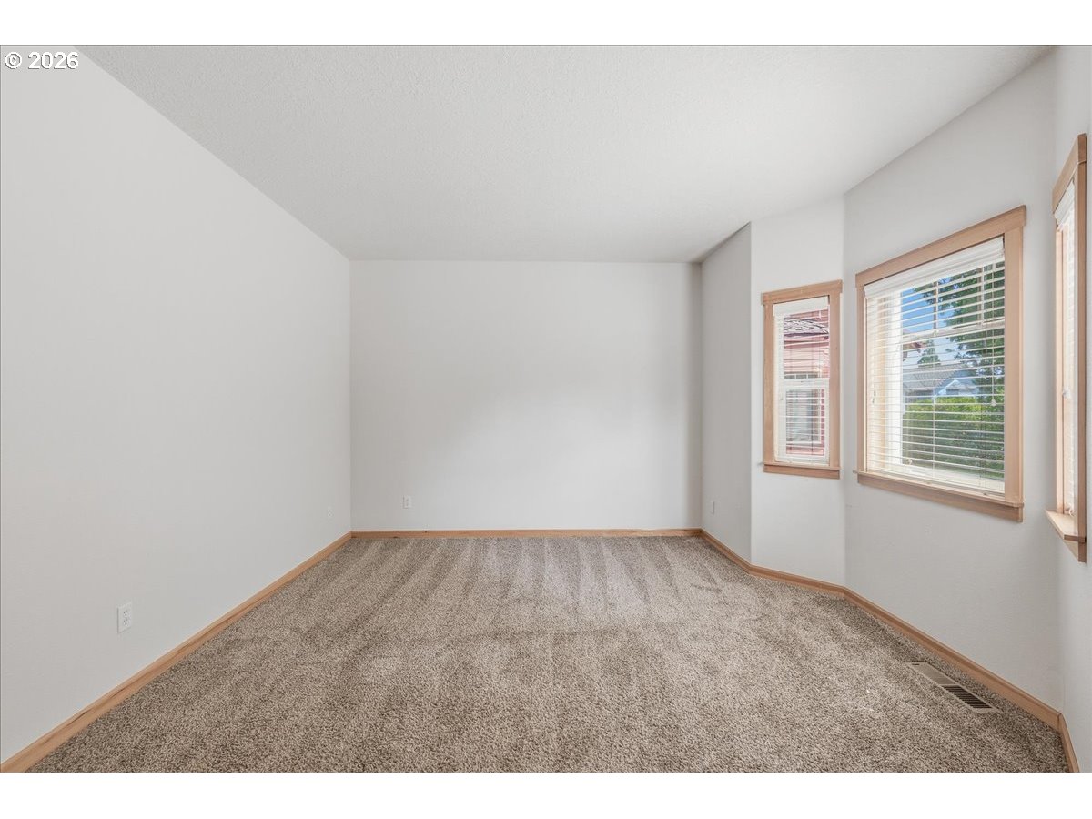 2025 Elm St 4a Property Photo 27