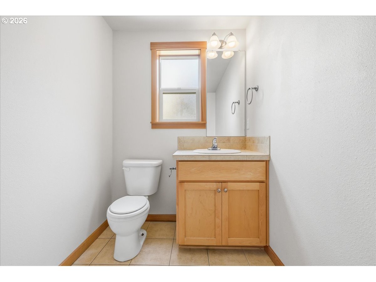 2025 Elm St 4a Property Photo 33