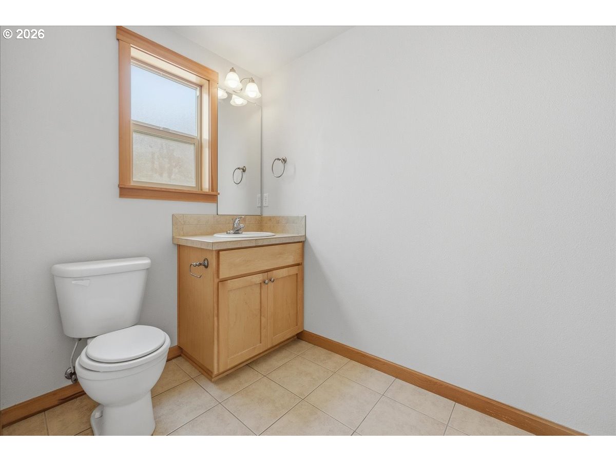 2025 Elm St 4a Property Photo 34