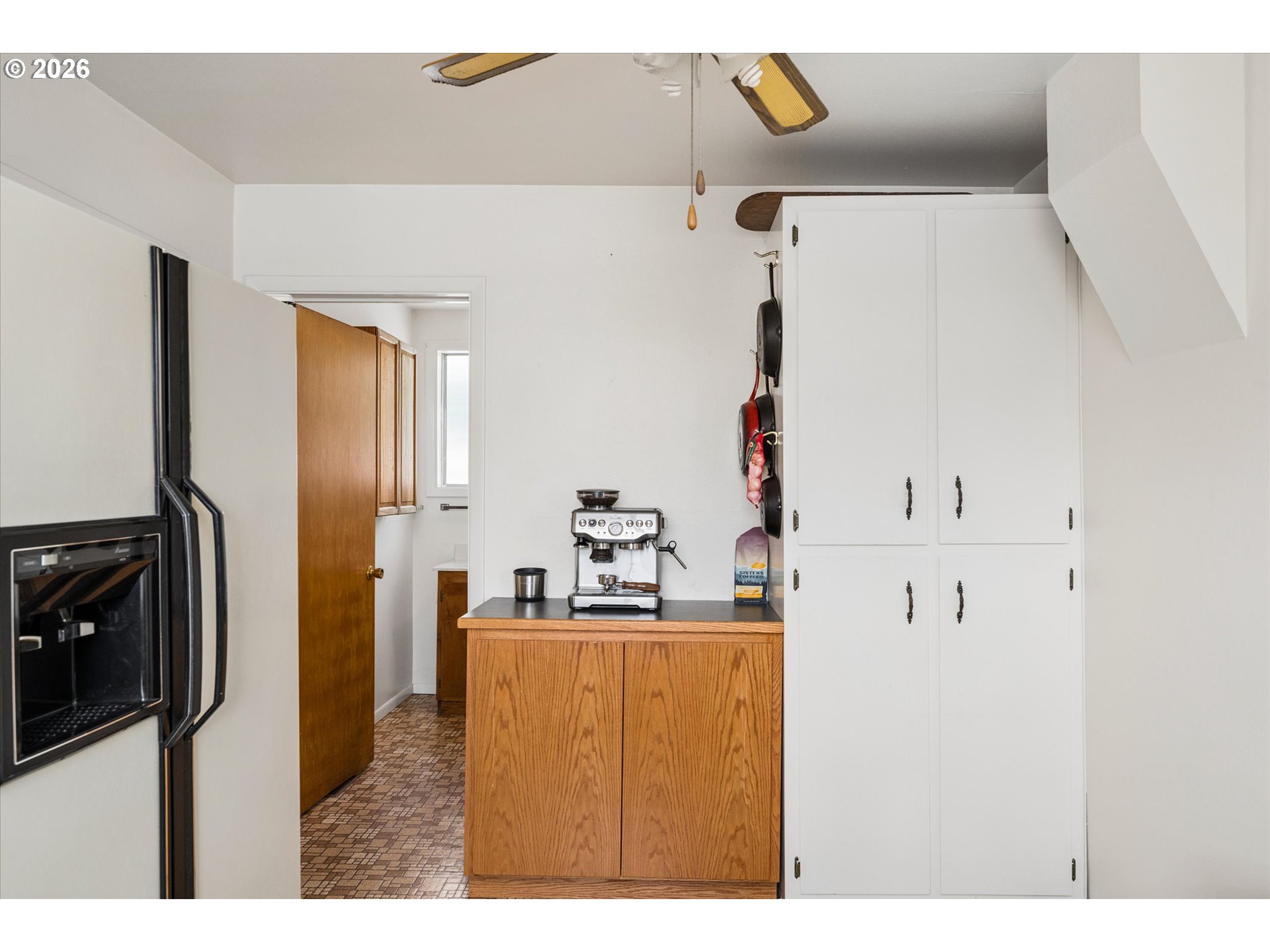 1147 Juniper St Property Photo 11