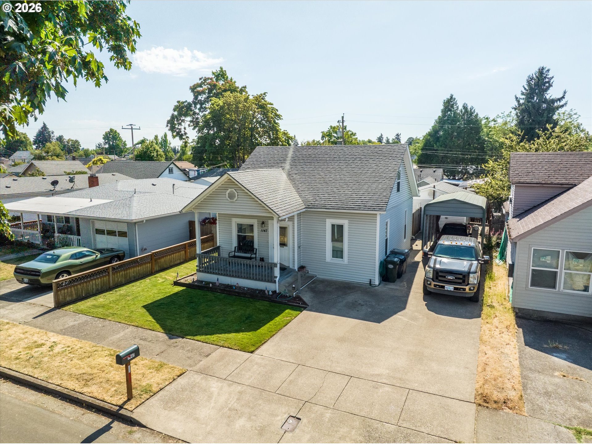 1147 Juniper St Property Photo 37