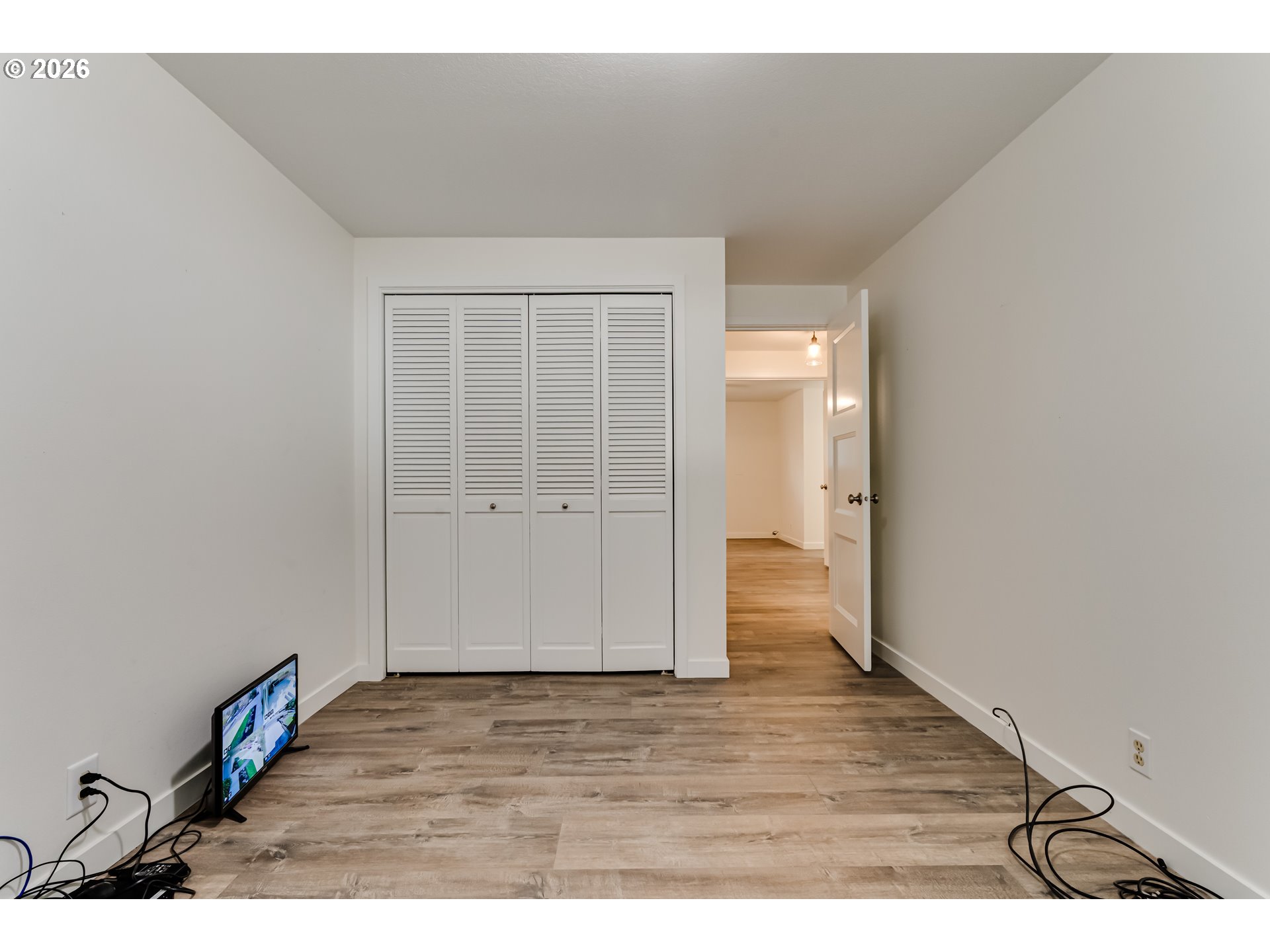 594 Empress Ave Property Photo 17