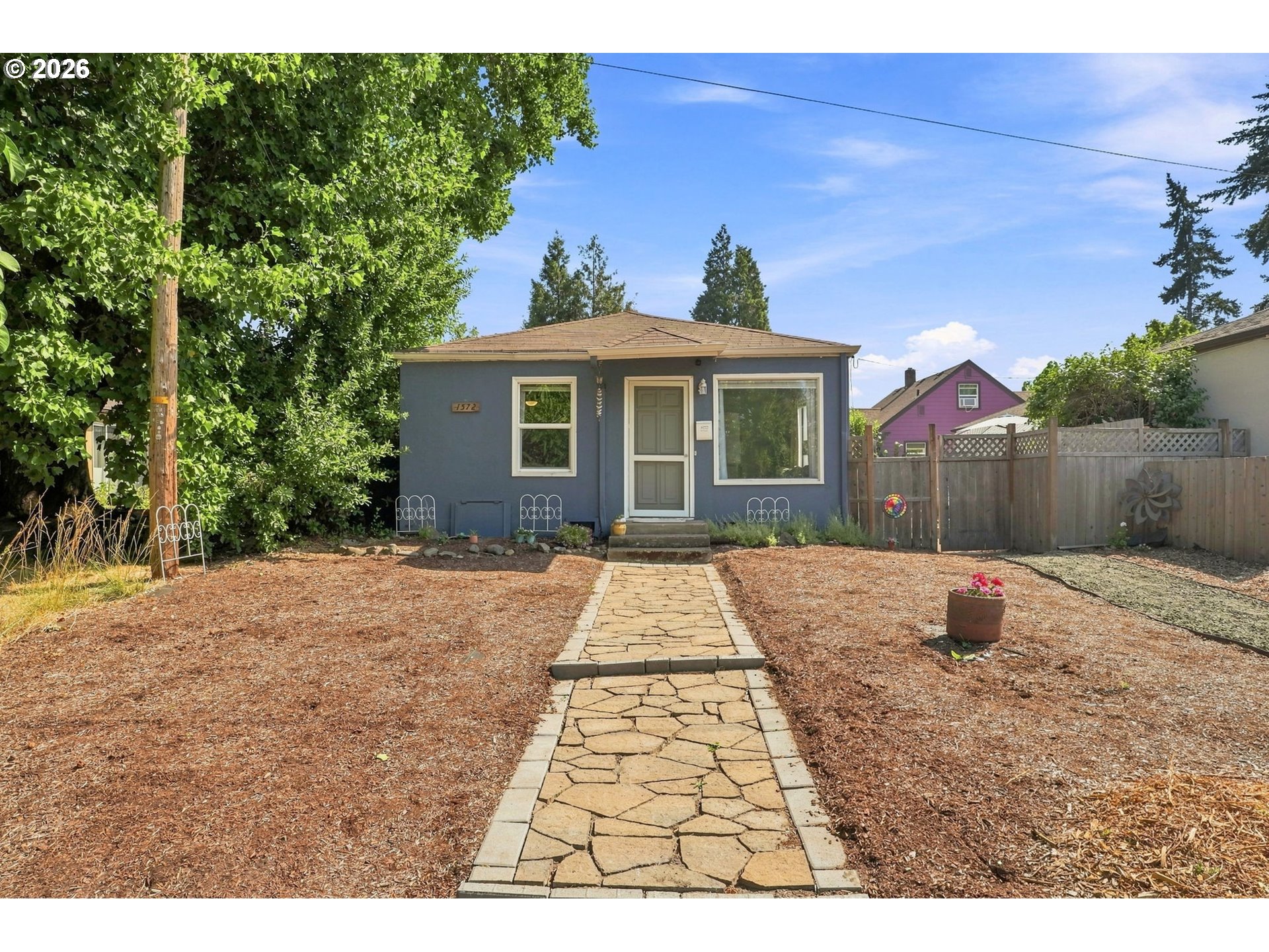 1572 W Broadway Property Photo 1