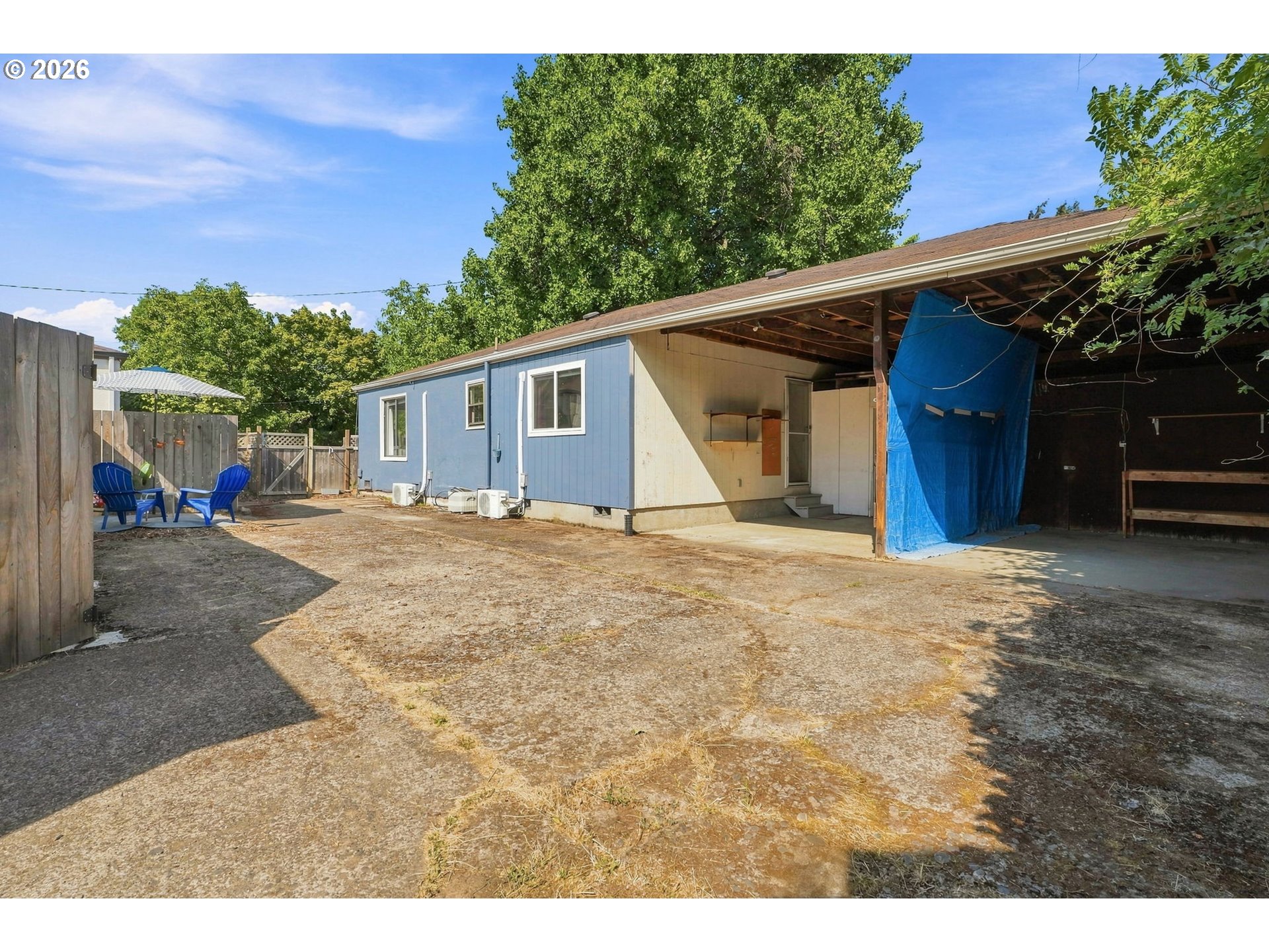 1572 W Broadway Property Photo 17