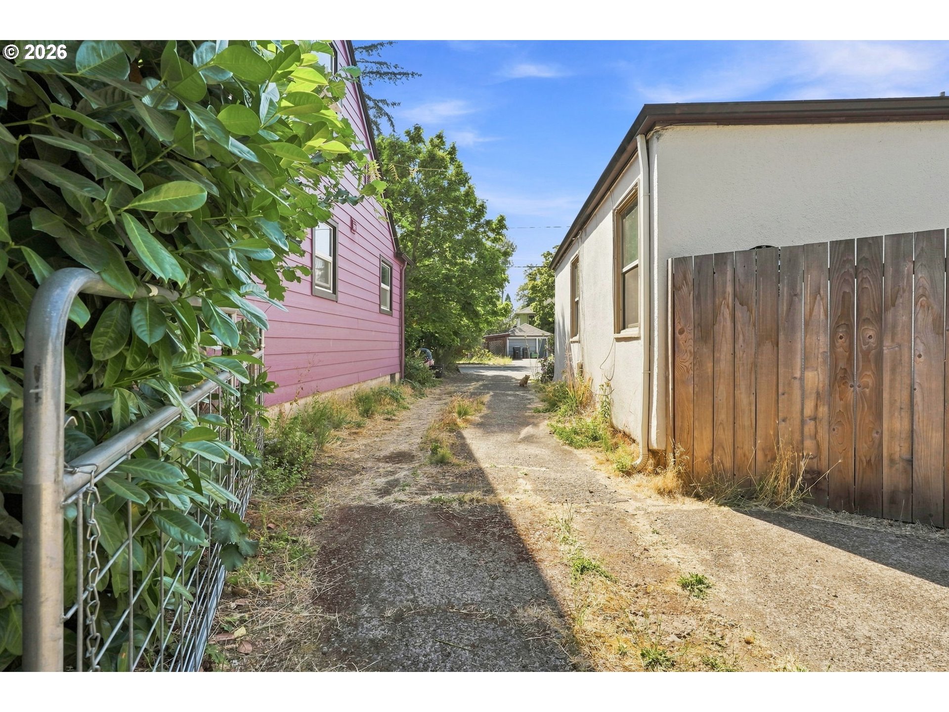1572 W Broadway Property Photo 22