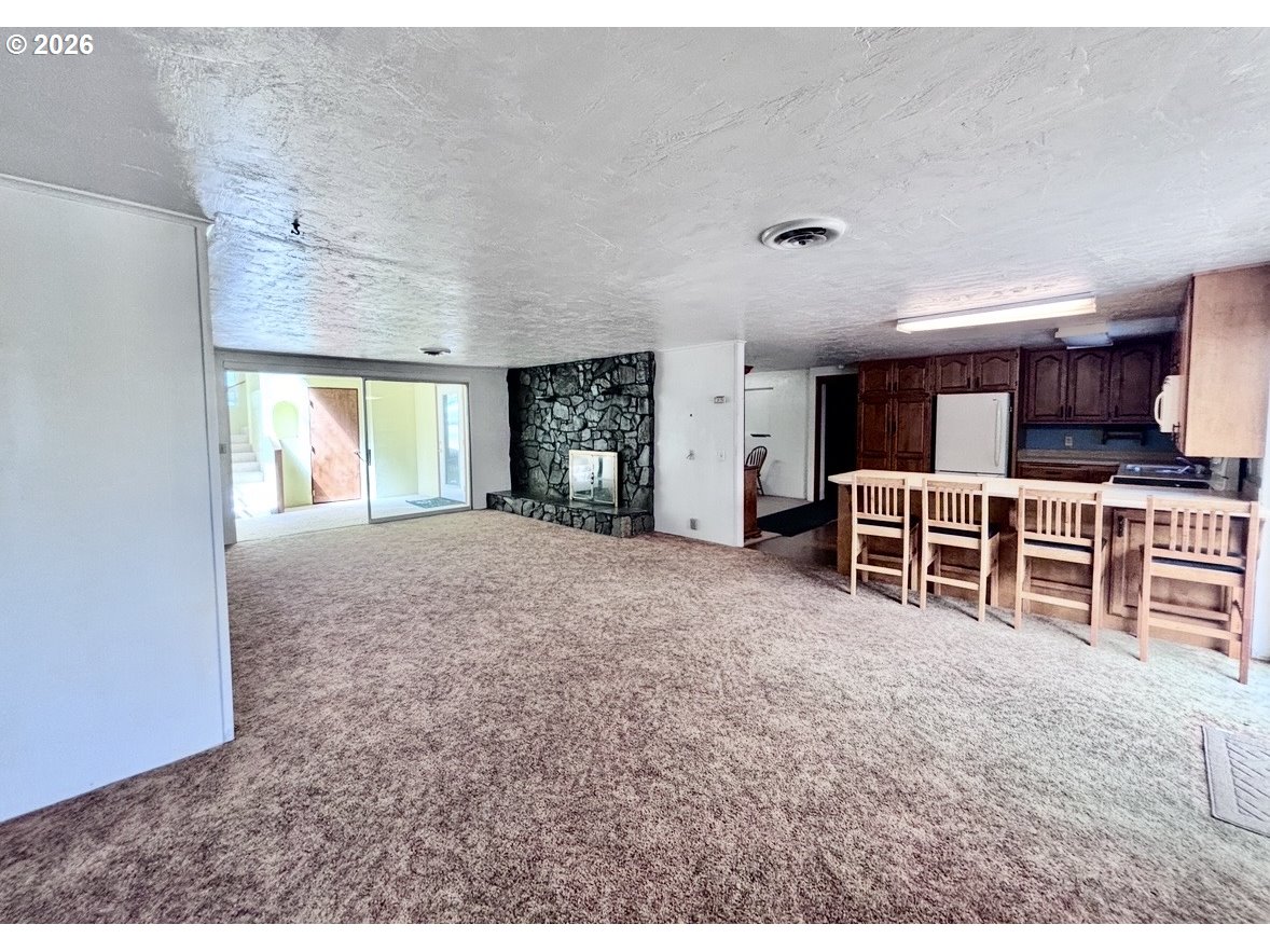 4990 Mitchell Loop Rd Property Photo 12