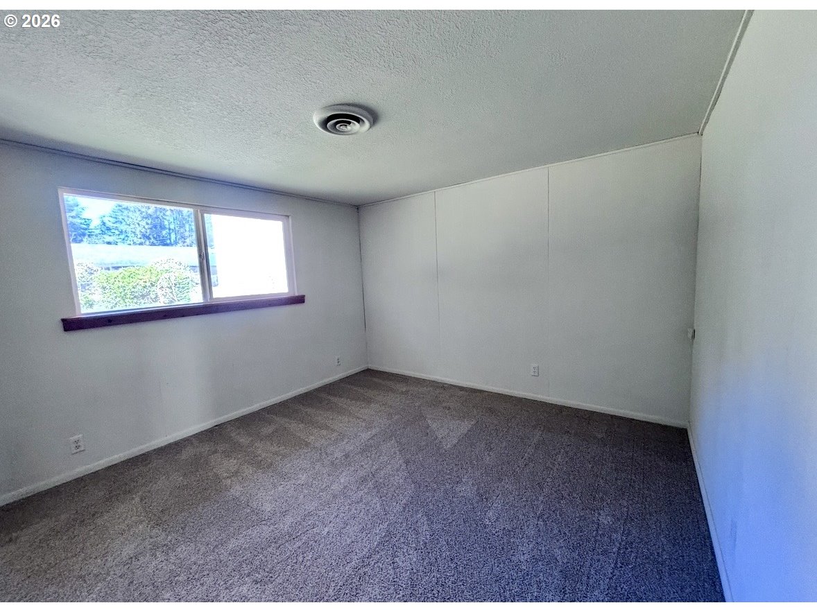 4990 Mitchell Loop Rd Property Photo 19