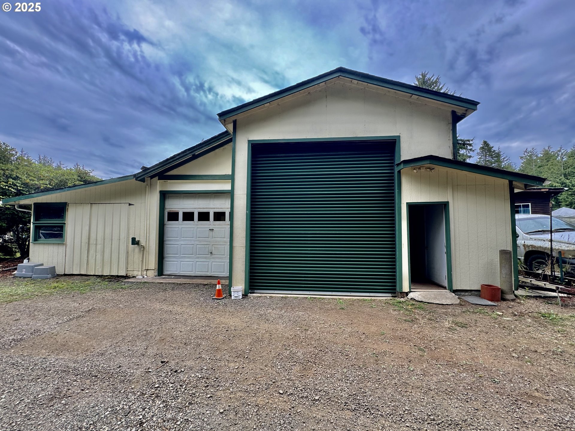 4990 Mitchell Loop Rd Property Photo 45