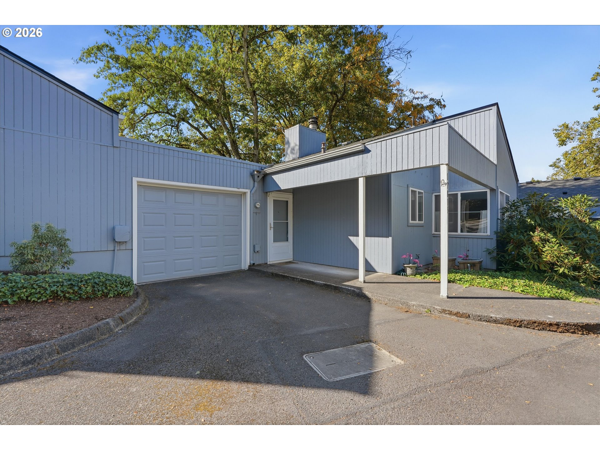 17815 Nw Lakeway Ct Property Photo 2