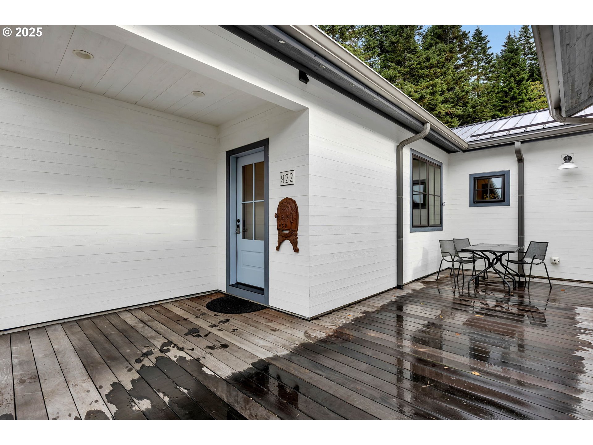 922 Sw Spelling Pl Property Photo 14
