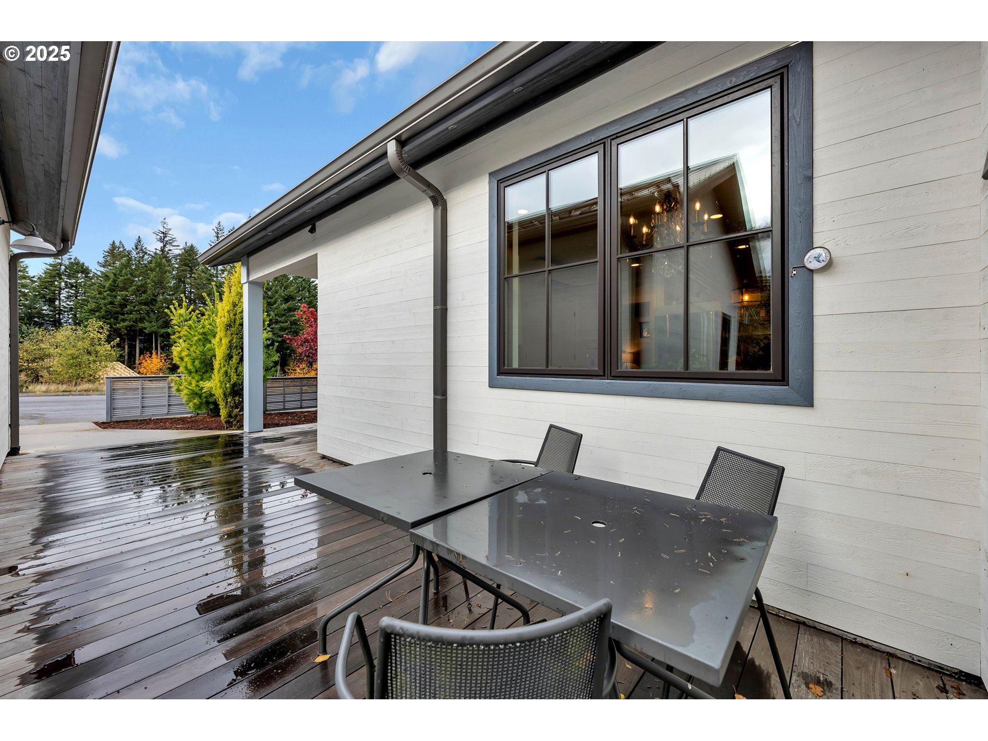 922 Sw Spelling Pl Property Photo 15