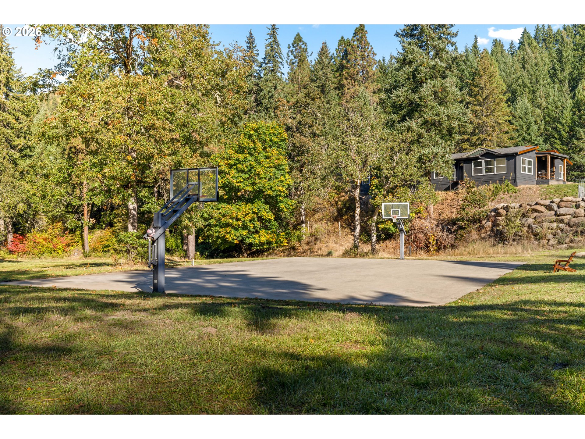 4976 Alexander Dr Property Photo 17