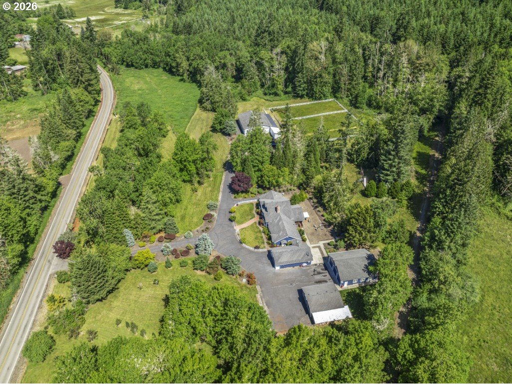 491 Winston Creek Rd Property Photo 10