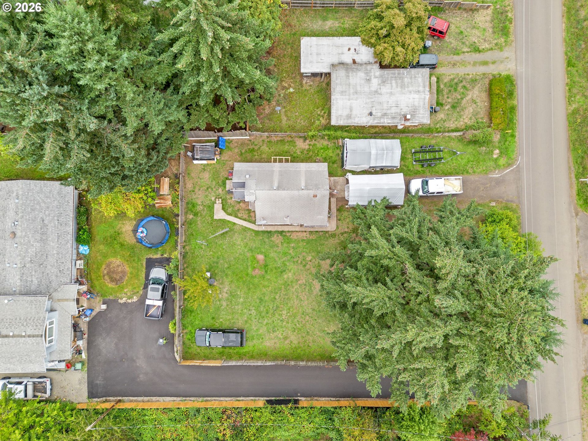 360 Waite St Property Photo 10