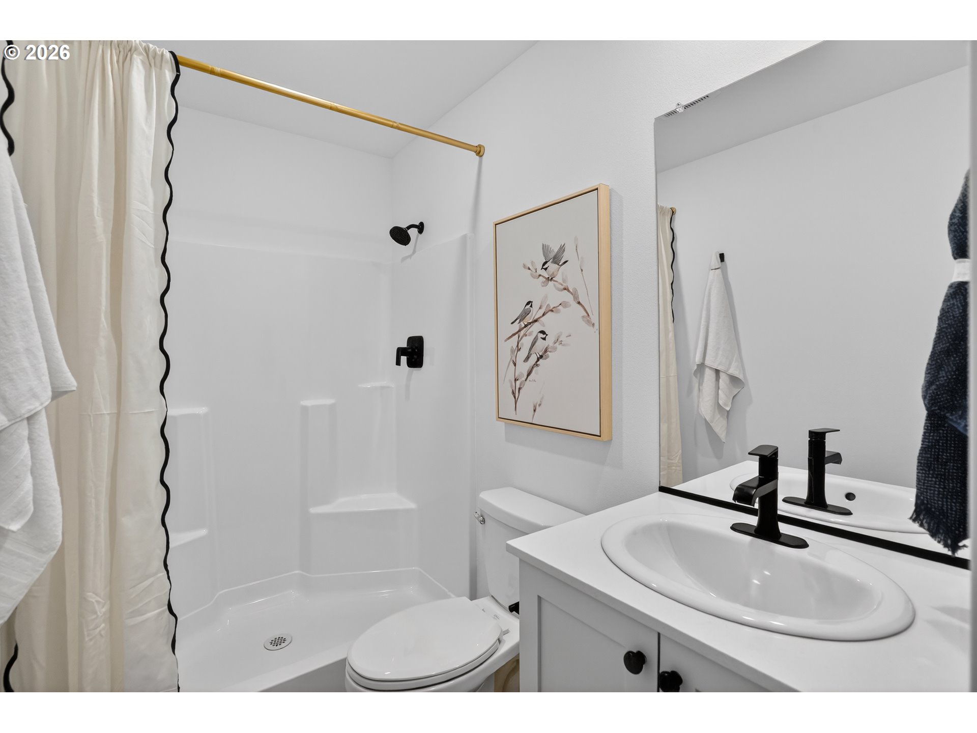 2319 Ash St Property Photo 3